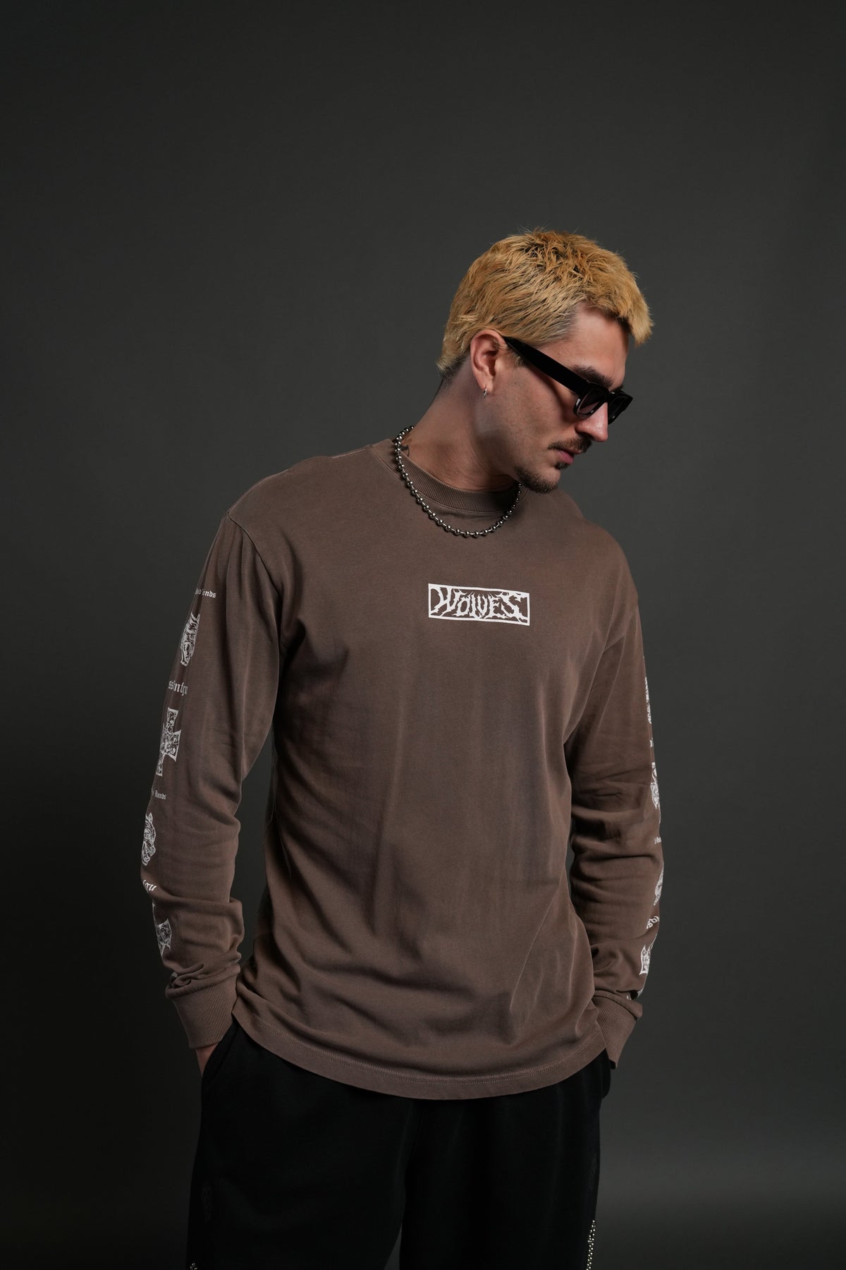 Iron Wolf Pack "Premium" L/S Tee in Mojave Brown - imagem 4
