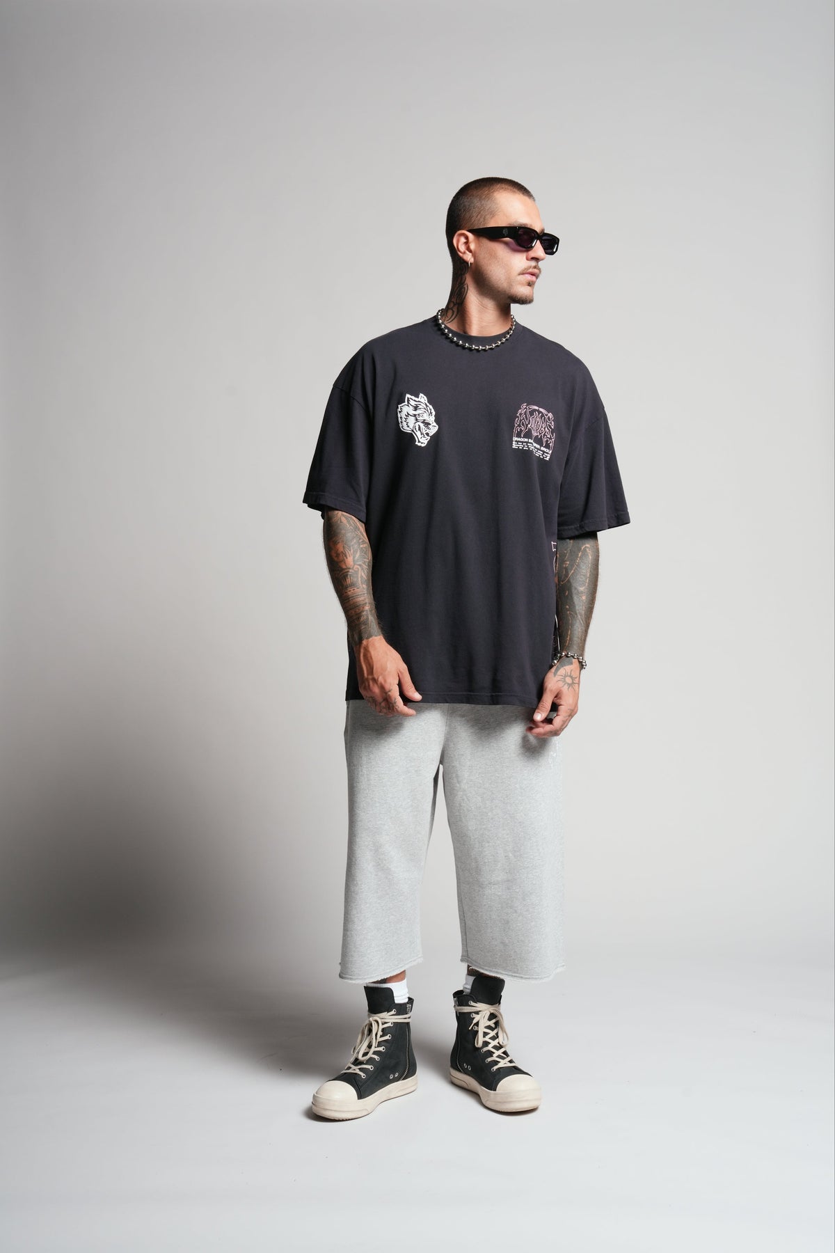 Our Reason "Premium" Oversized Tee in Nightshade — imagem 5