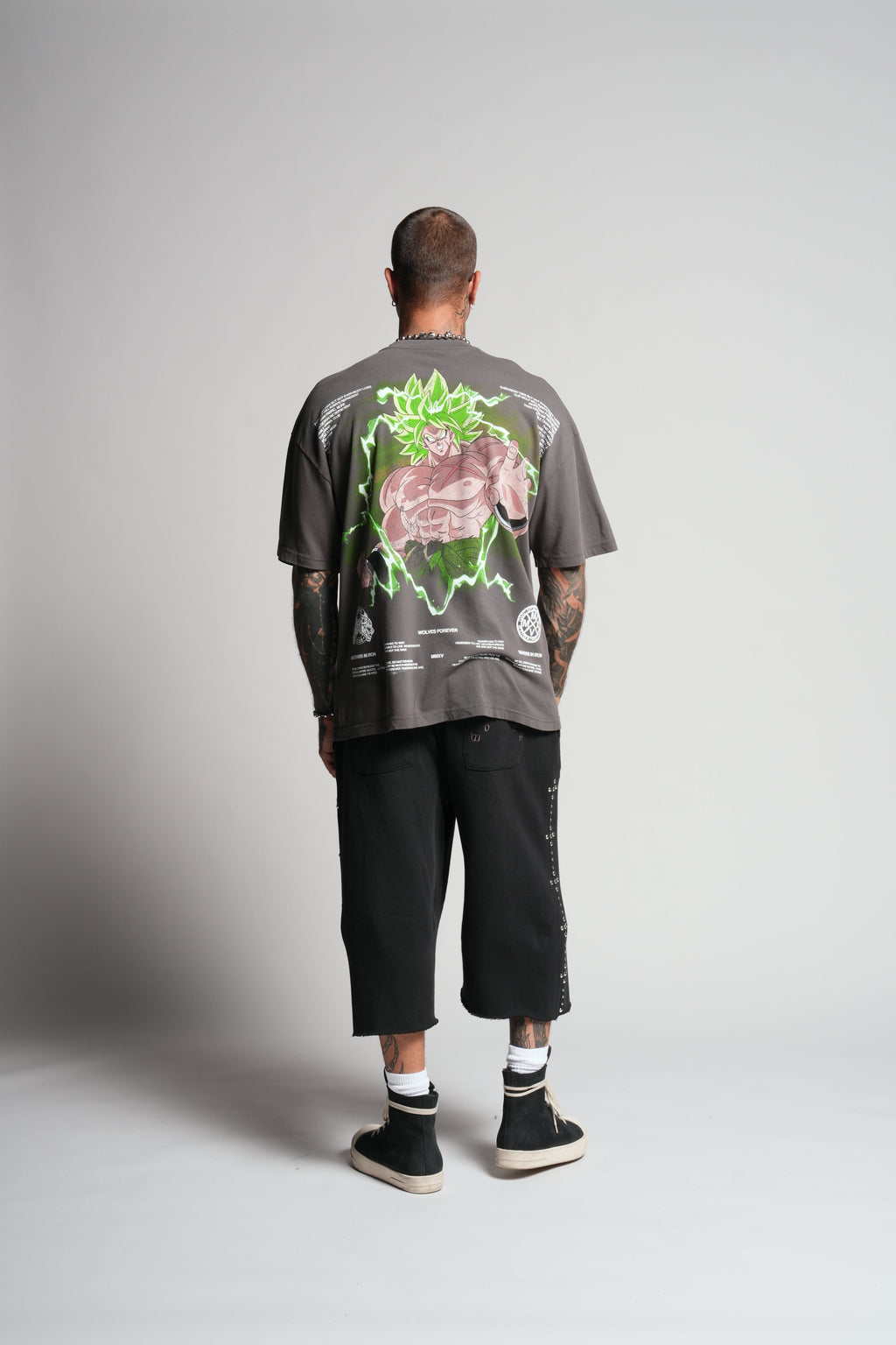 Absolute Form "Premium" Oversized Tee in Wolf Gray — imagem 6