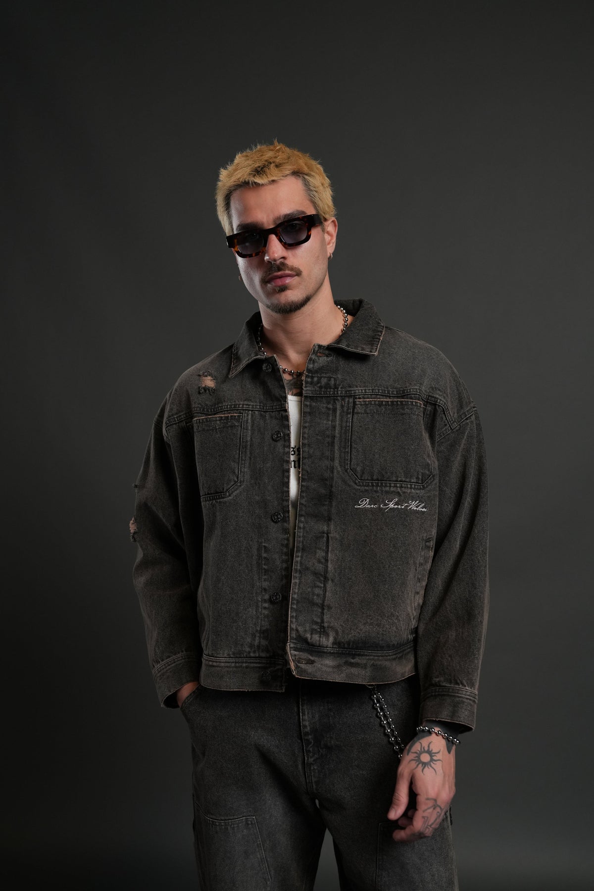 Darc Sport Wolves Jax Denim Jacket in Mojave Brown - imagem 4