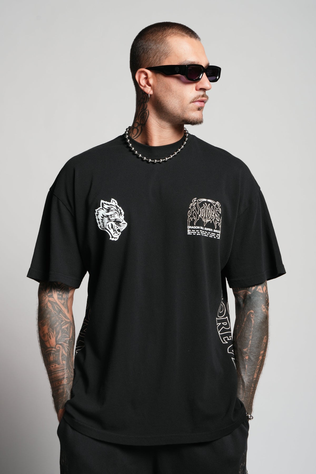 Our Reason "Premium" Oversized Tee in Black — imagem 2
