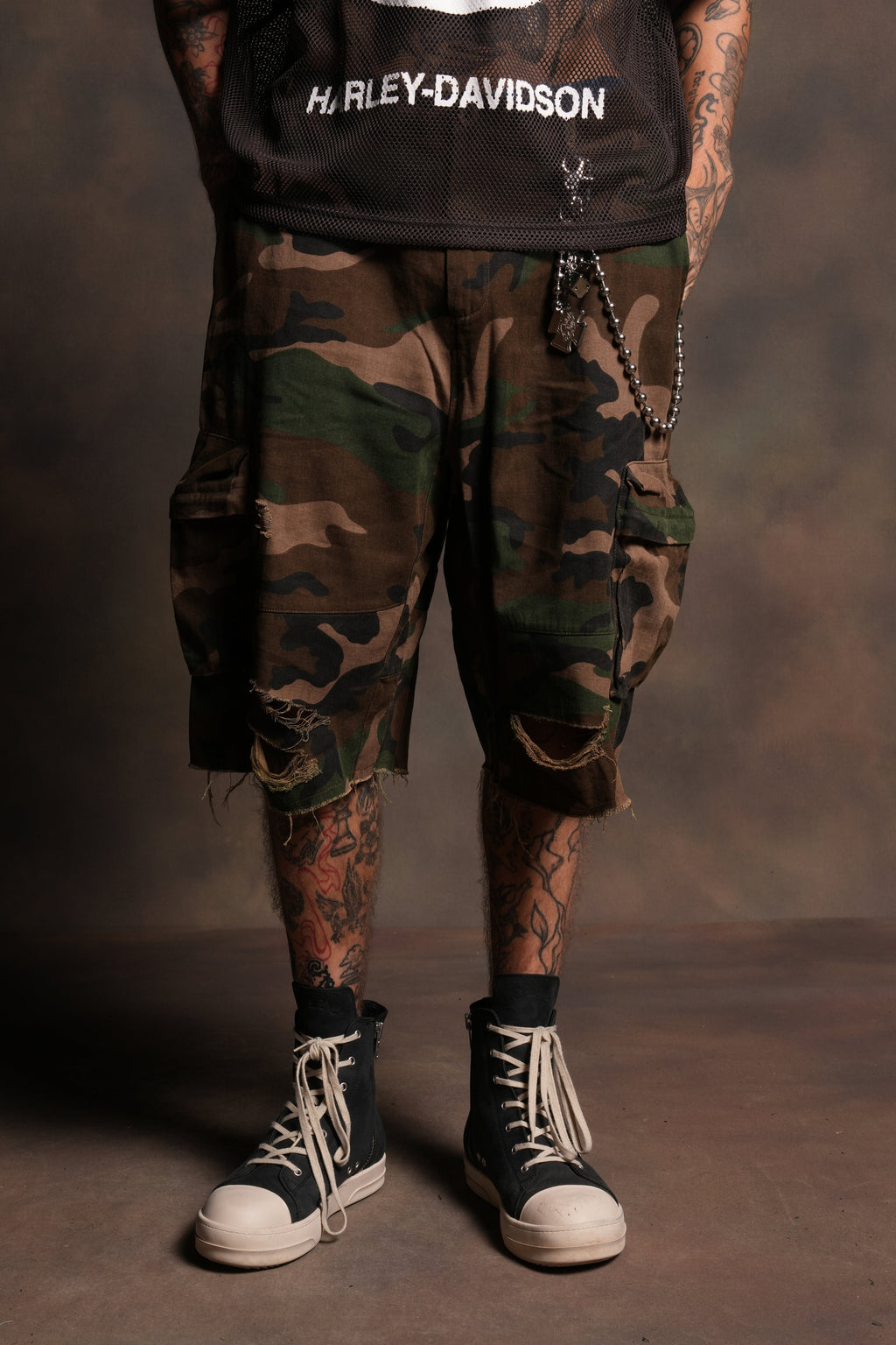 Wolf Chopper Duke Cargo Shorts in Woodland Camo - imagem 2