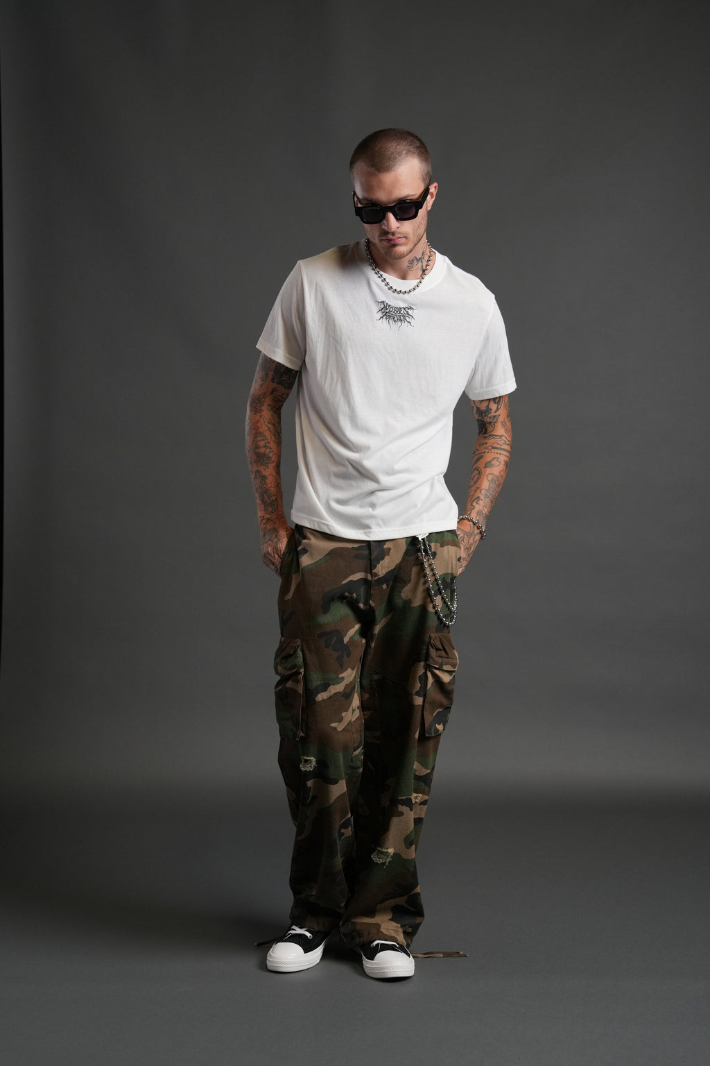 Forged From Iron "J. Dean" Premium Tee in Cream — imagem 5