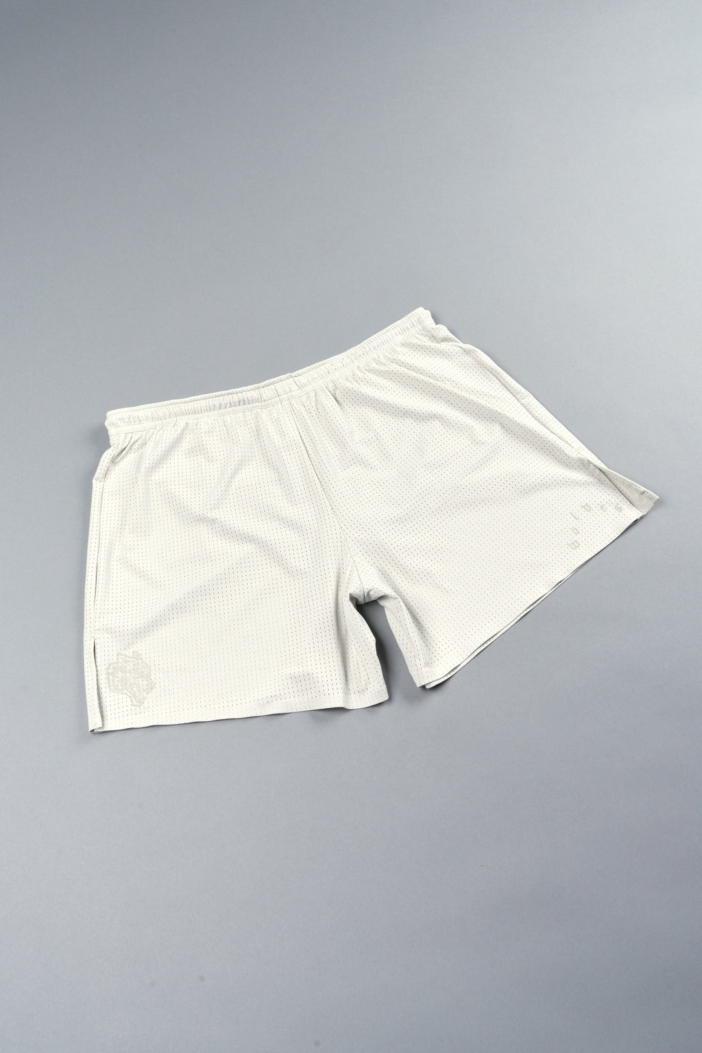Pyramid V3 Rocky Running Shorts In Cream - imagem 7