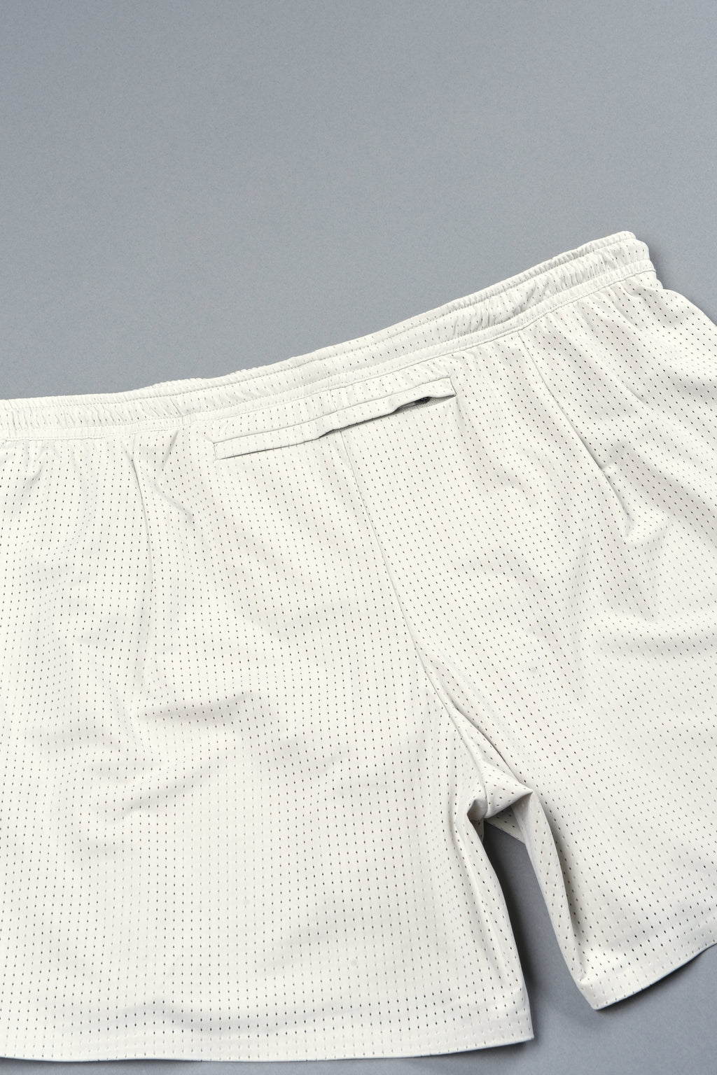 Pyramid V3 Rocky Running Shorts In Cream - imagem 11
