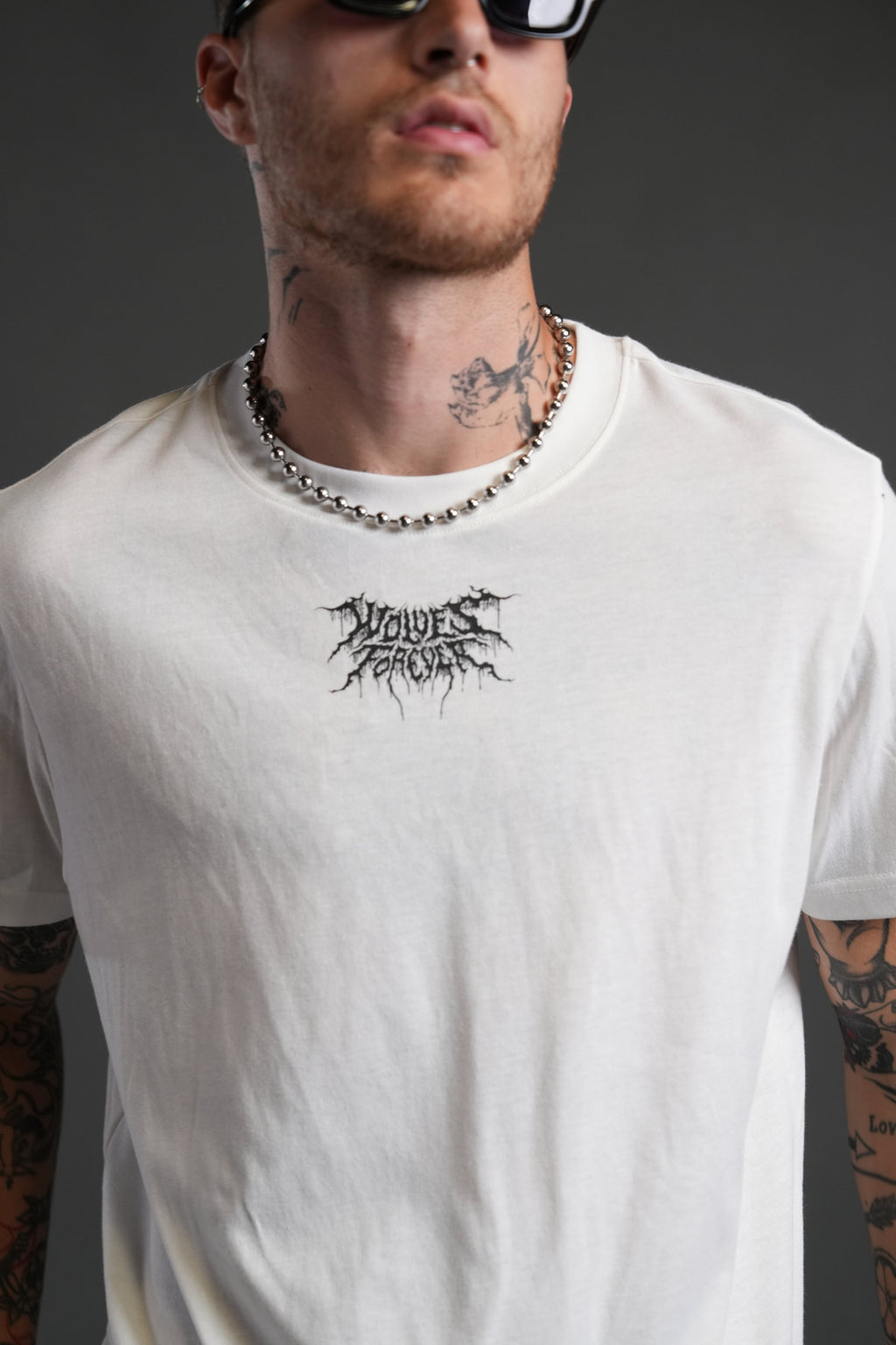 Forged From Iron "J. Dean" Premium Tee in Cream — imagem 7