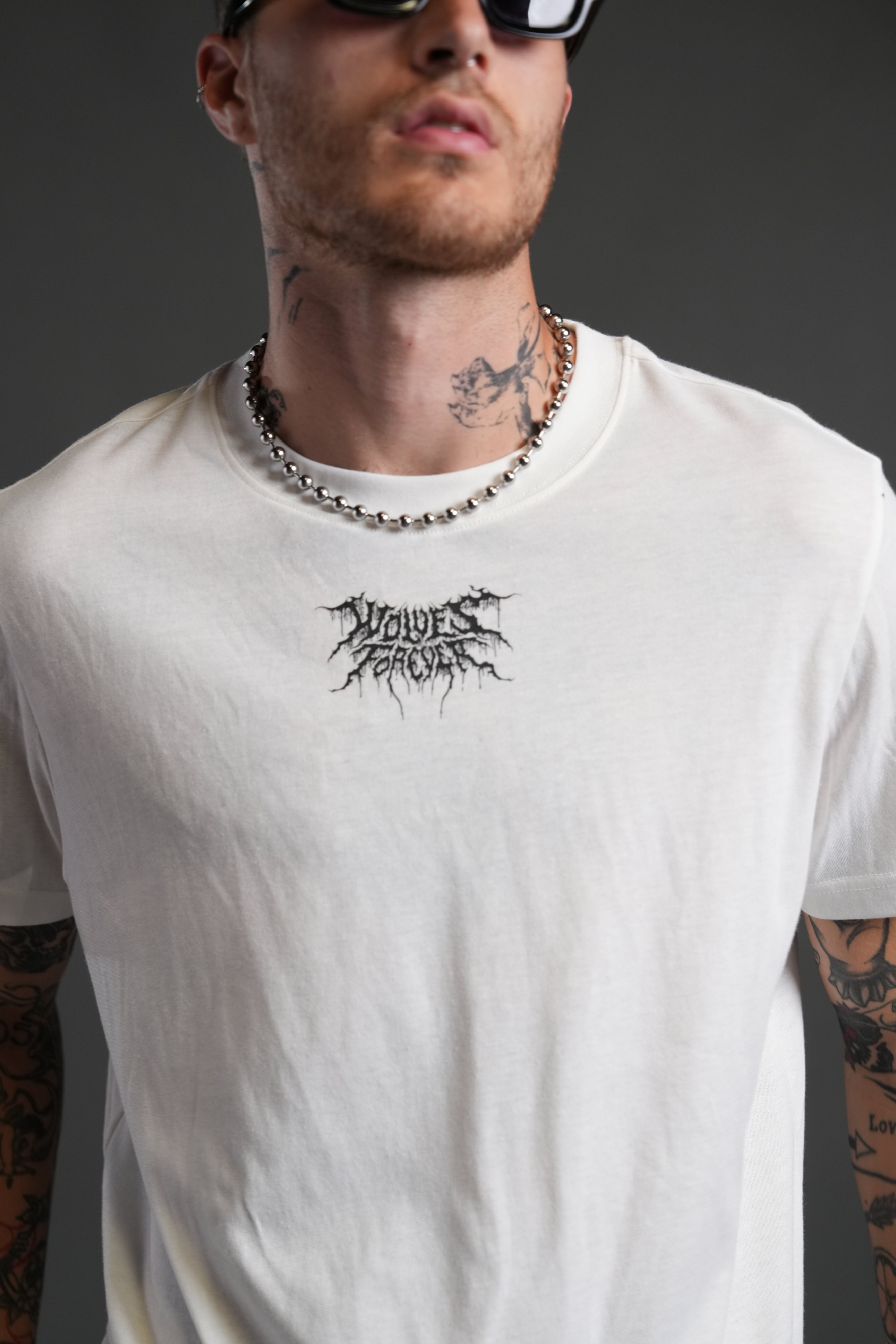 Forged From Iron "J. Dean" Premium Tee in Cream — imagem 7
