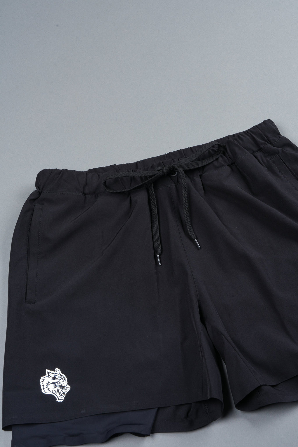 Wolf Pyramid Compression Shorts In Black - imagem 4