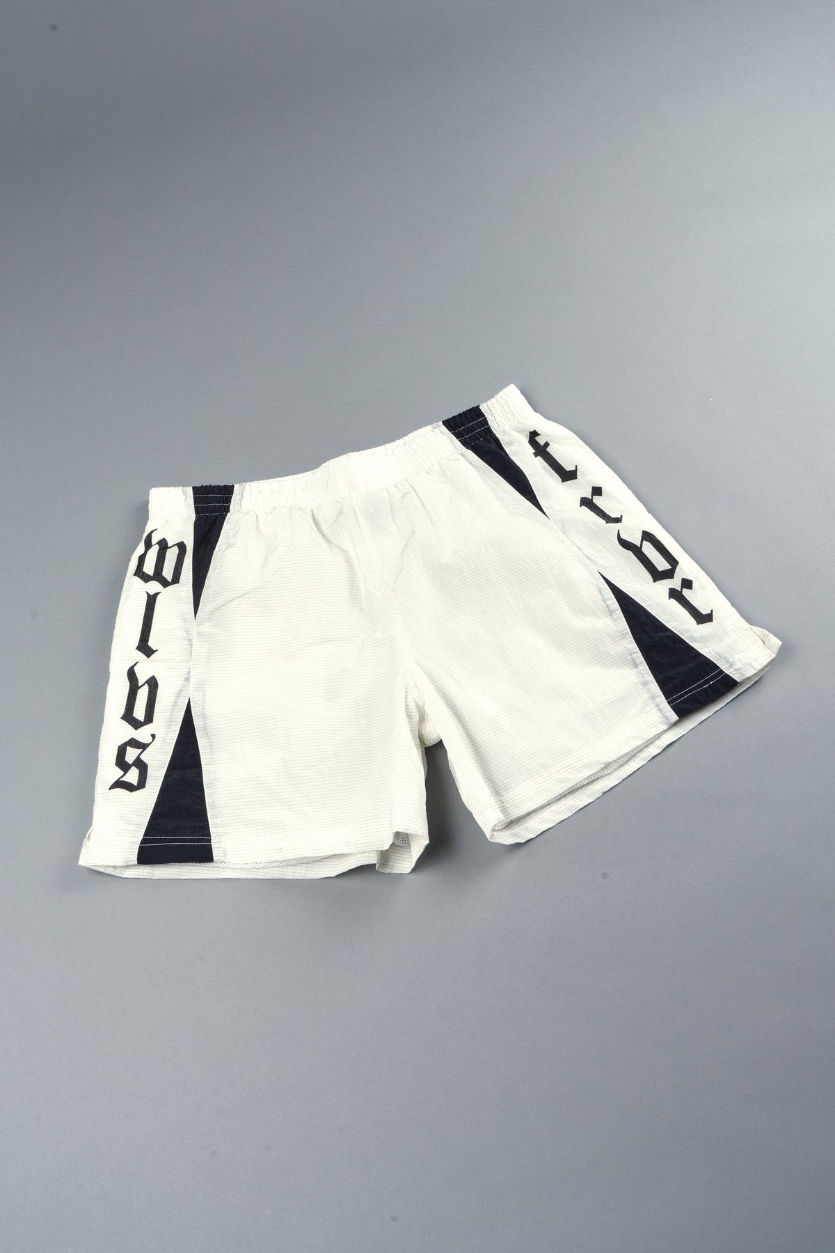 Wlvsfrvr Zdan Shorts In Cream - imagem 8
