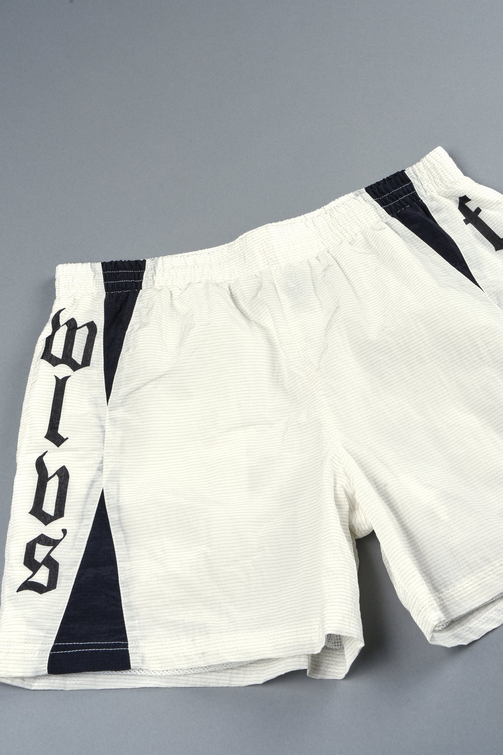 Wlvsfrvr Zdan Shorts In Cream - imagem 9