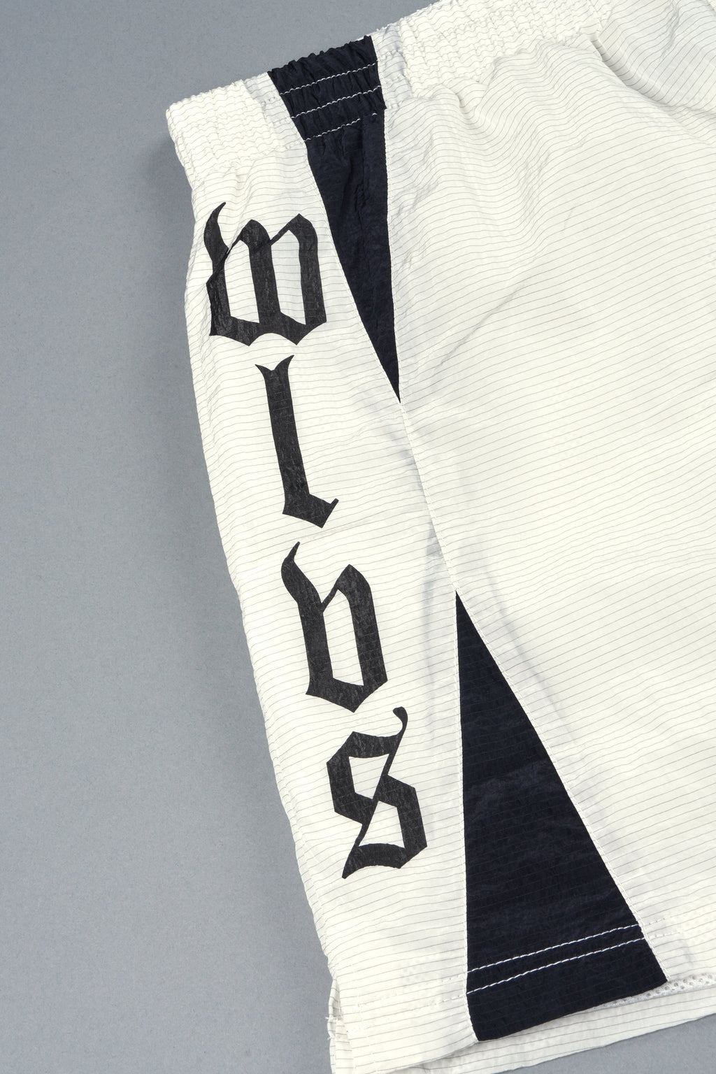 Wlvsfrvr Zdan Shorts In Cream - imagem 11
