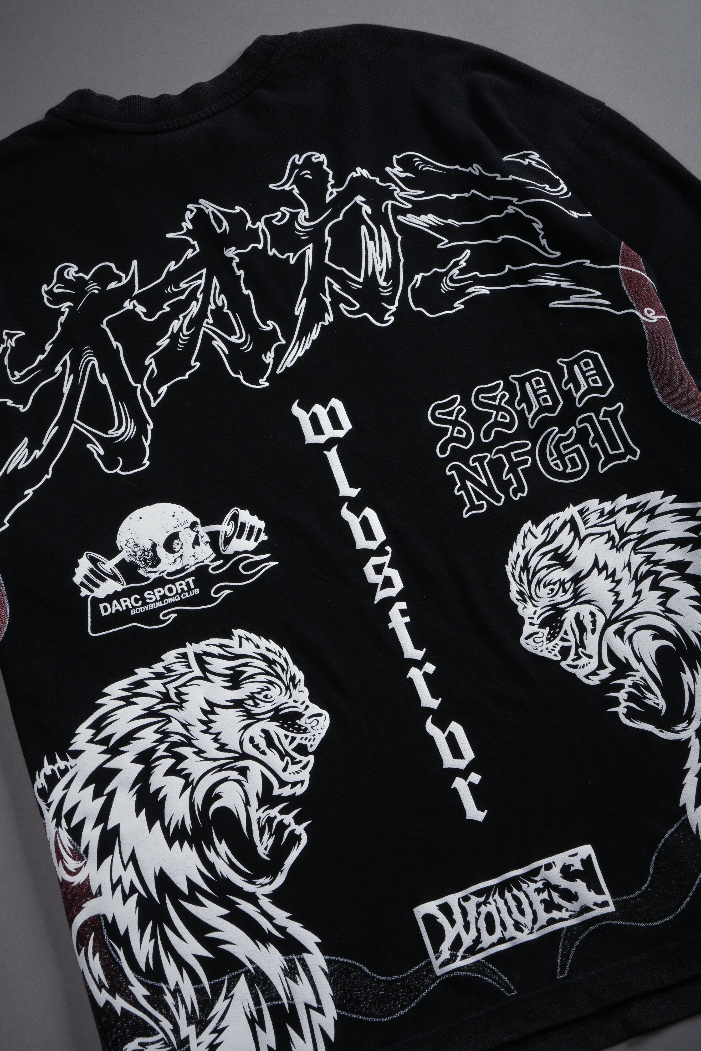Our Code Premium Oversized Tee in Black — imagem 18