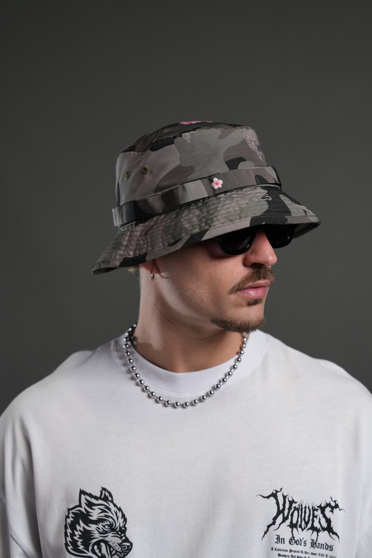 Wolf Patch V2 Boonie Bucket Hat in Vintage Blossom Woodland Camo - imagem 5
