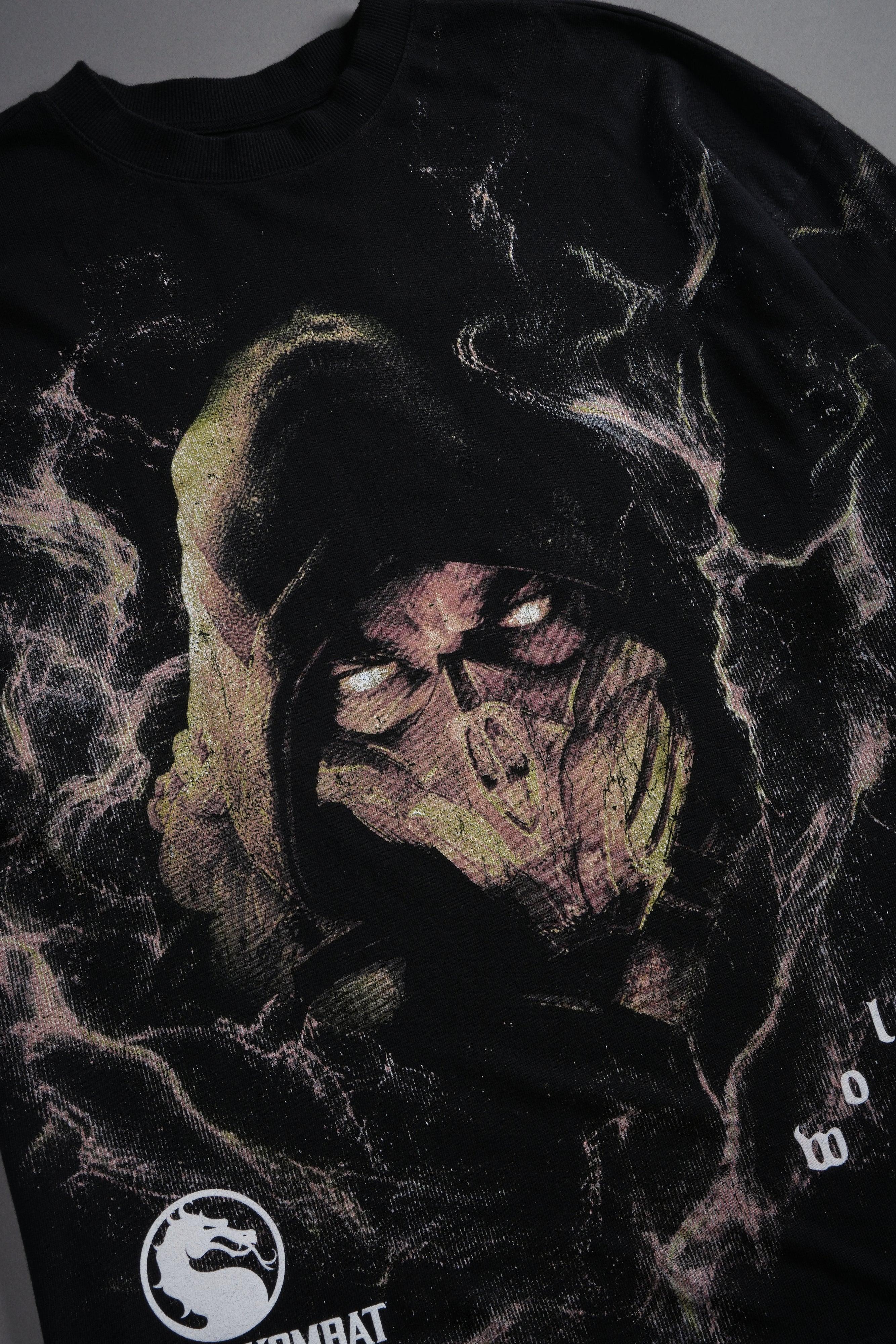 Scorpion Fire Premium Oversized Tee in Black — imagem 16
