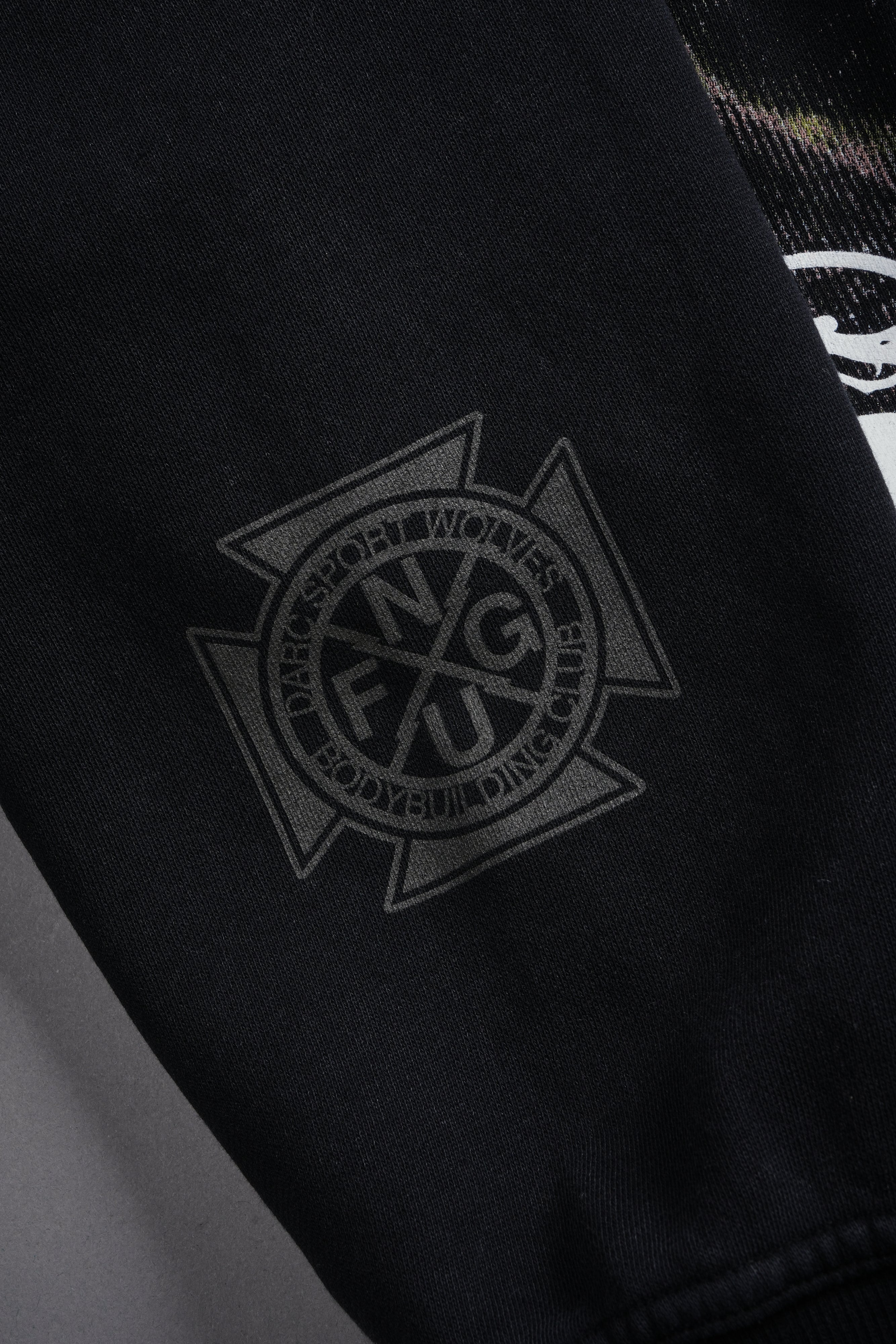 Scorpion Fire Pierce Hoodie in Black — imagem 20