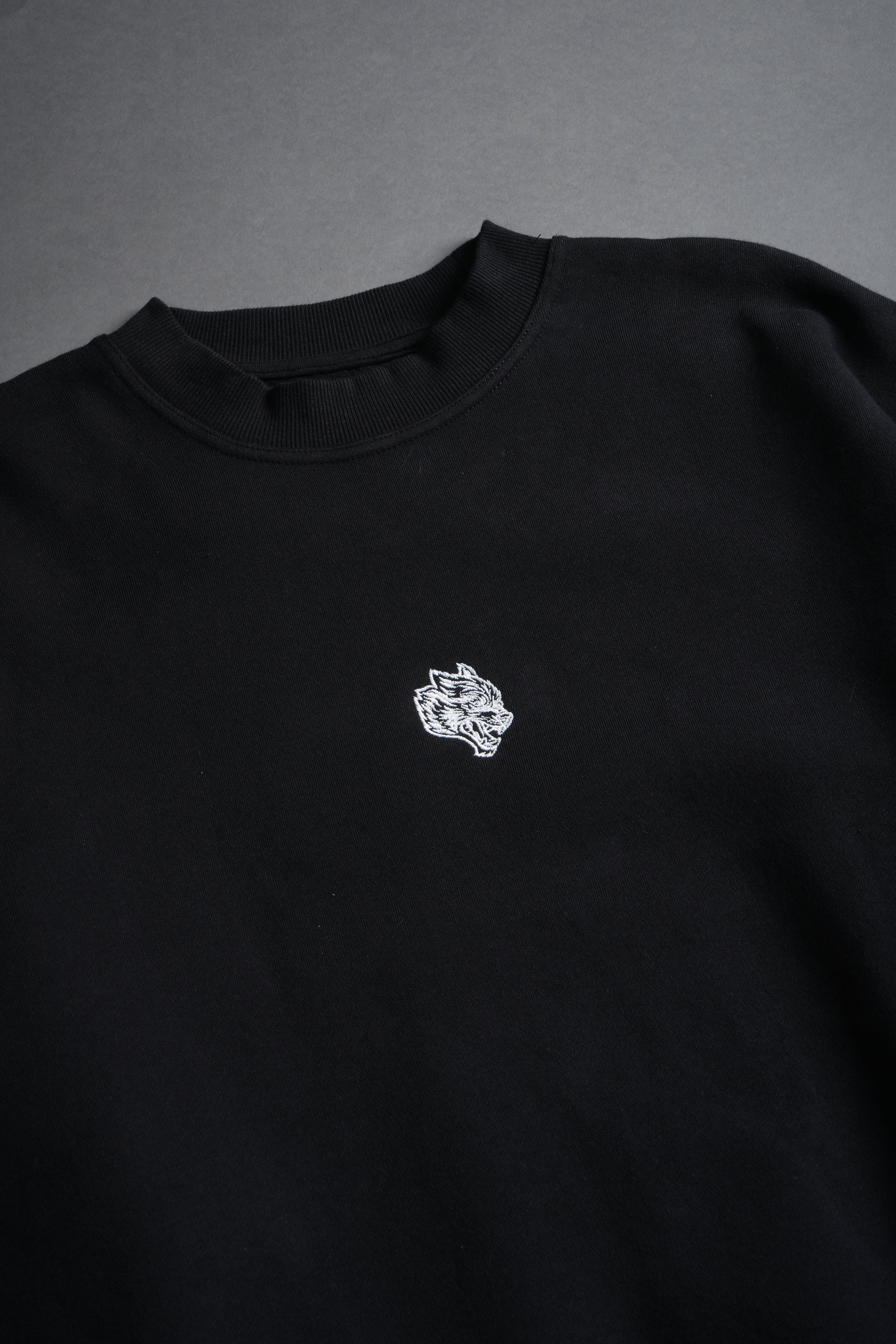 Wolf Head London Crewneck in Black