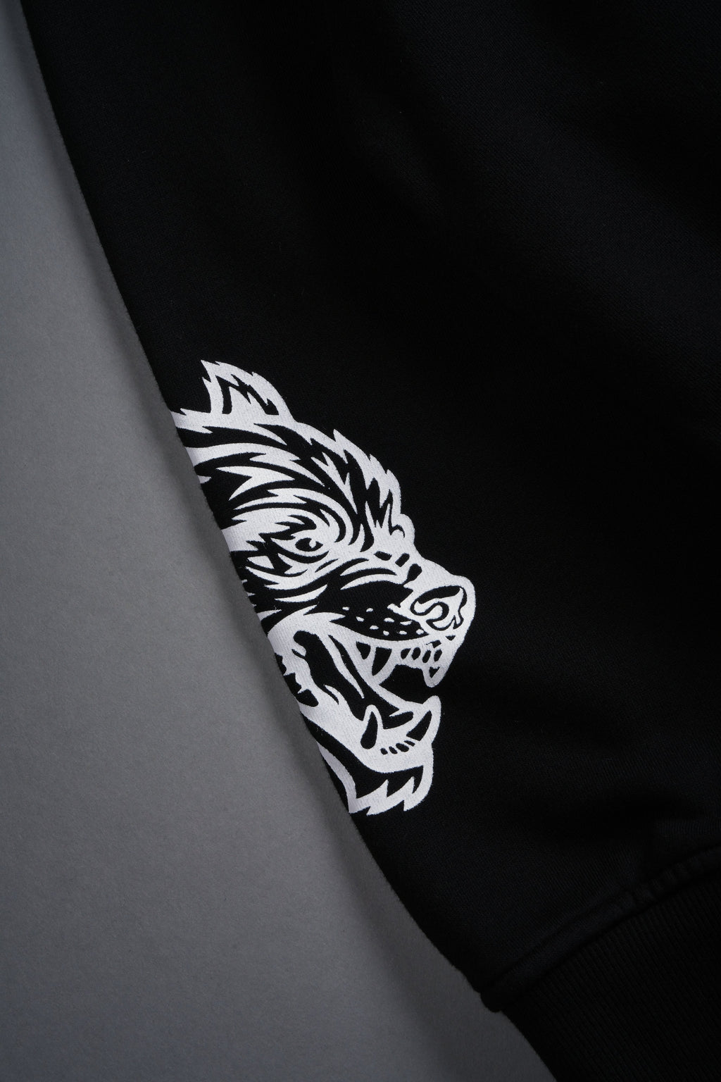 Wolf Chopper Vex Double Zip Hoodie in Black