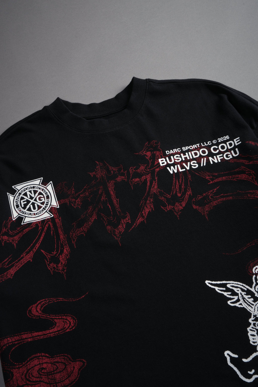 Gates Inferno Premium Raw Hem Box Cut Tee in Black — imagem 11
