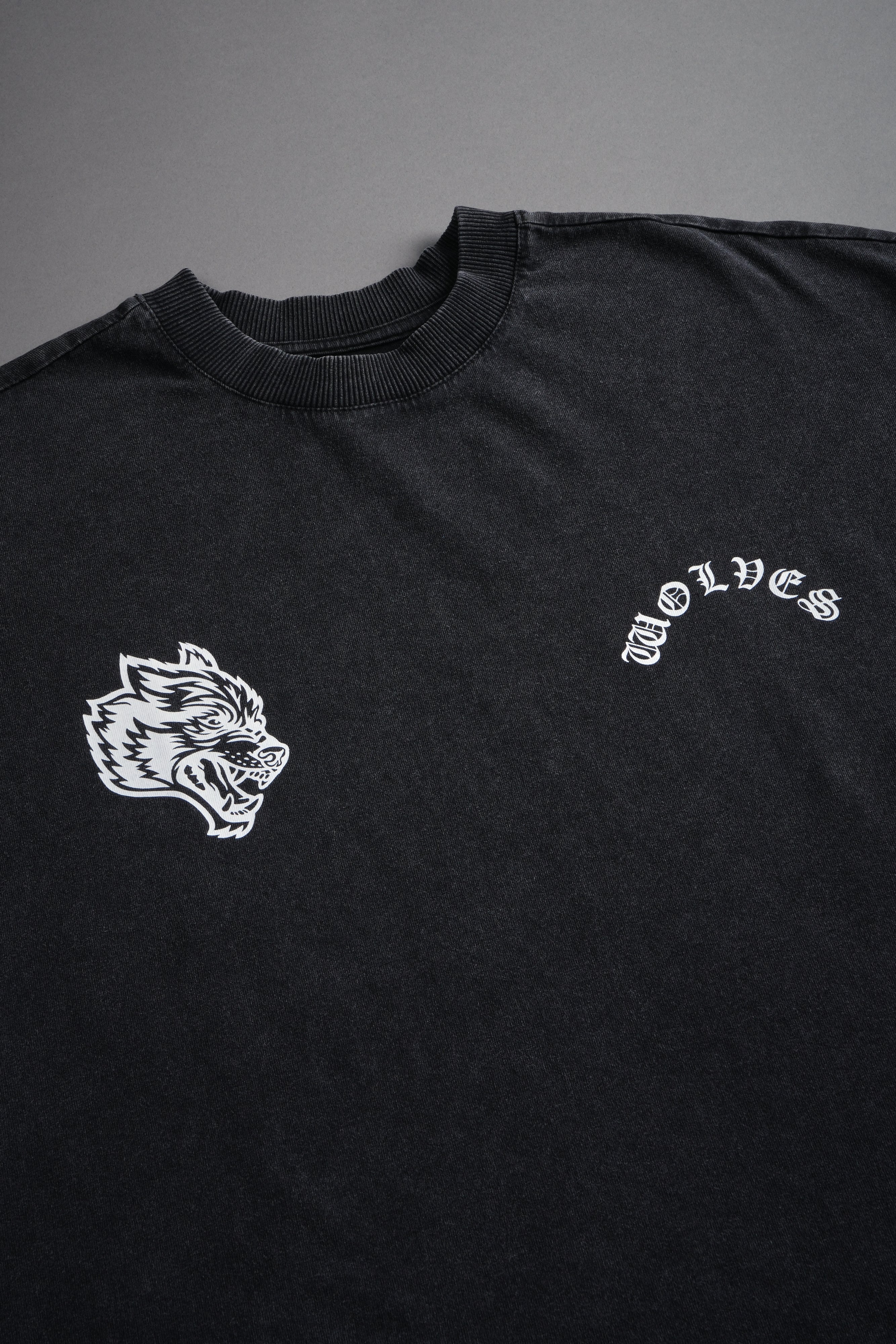 Steel Code Grunge Mid Length Raw Hem Cap Sleeve Tee in Black — imagem 7