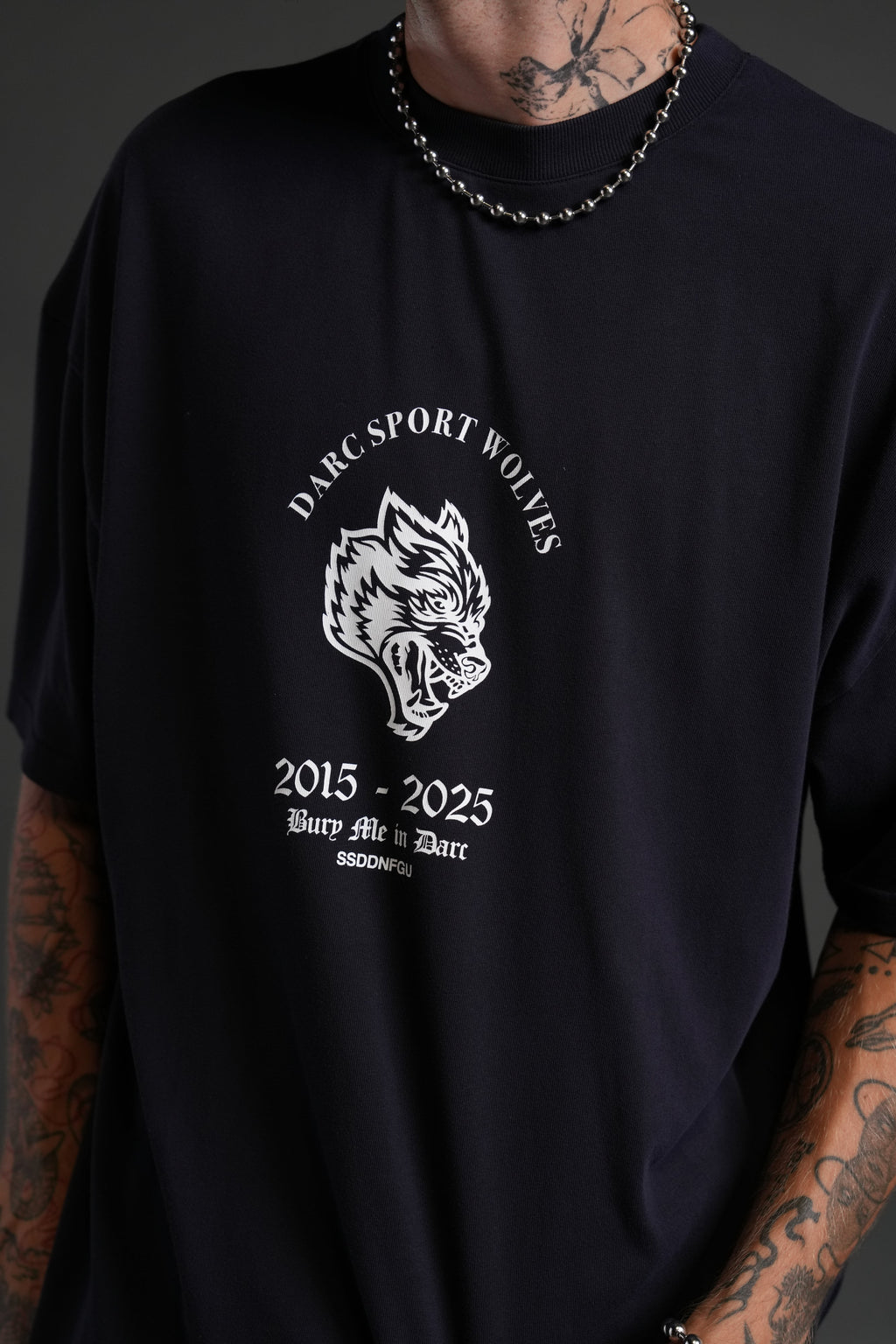 Wolf Blood "Premium" Oversized Tee in Nightshade — imagem 7