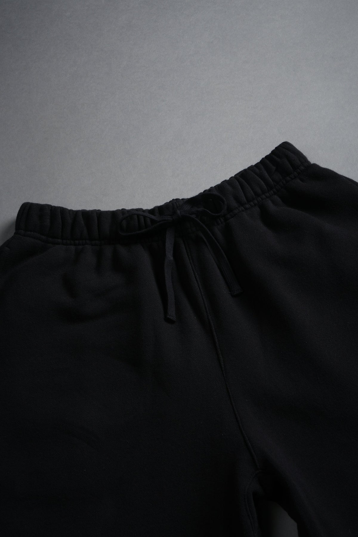 Dual Oversized Post Lounge Sweat Shorts in Black — imagem 10