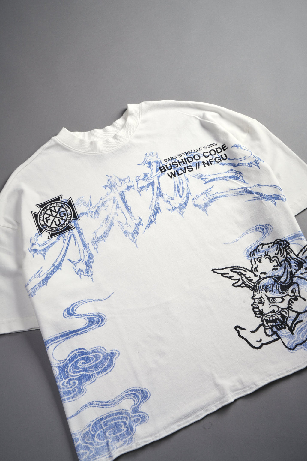 Gates Inferno Premium Raw Hem Box Cut Tee in Cream — imagem 8