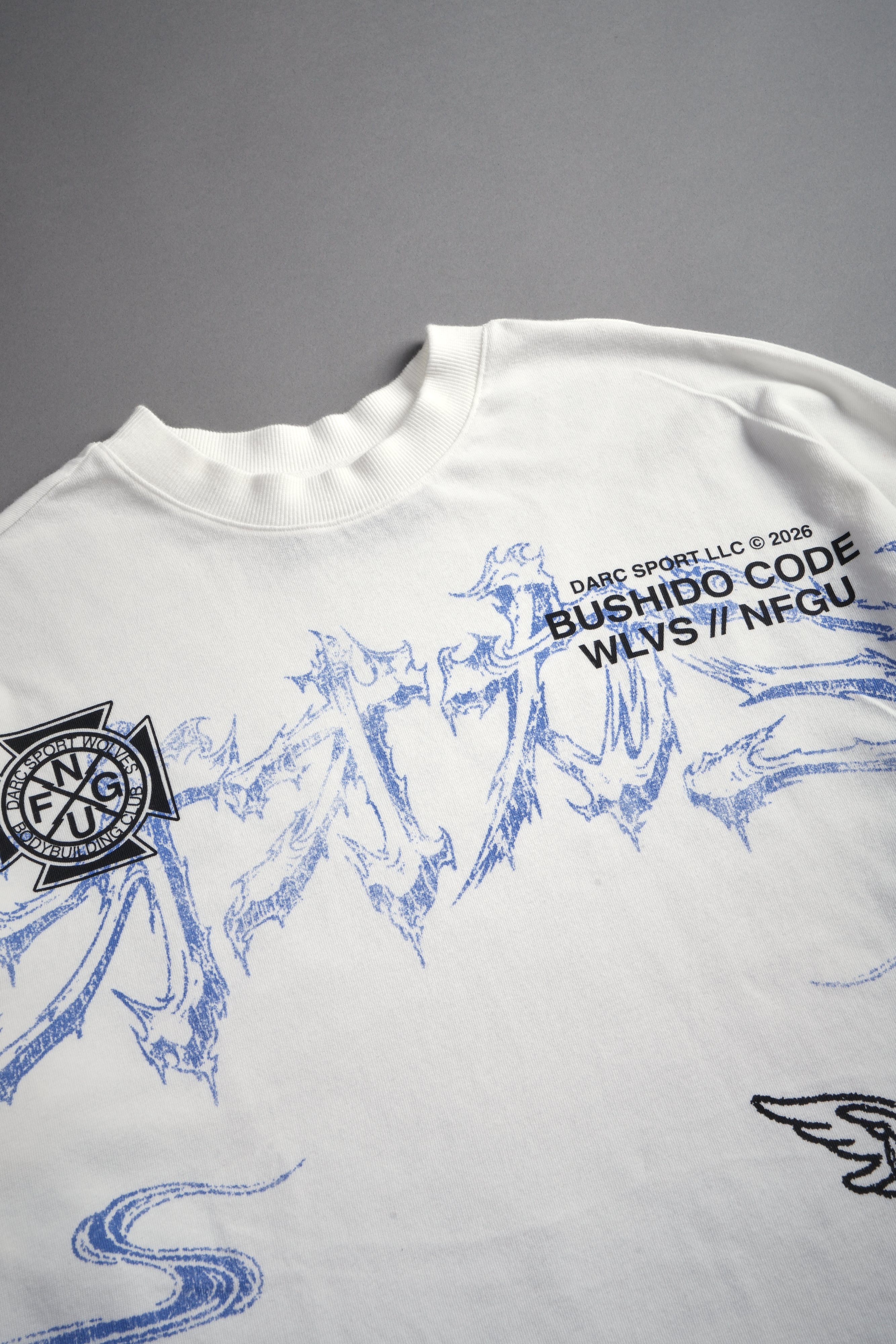 Gates Inferno Premium Raw Hem Box Cut Tee in Cream — imagem 9