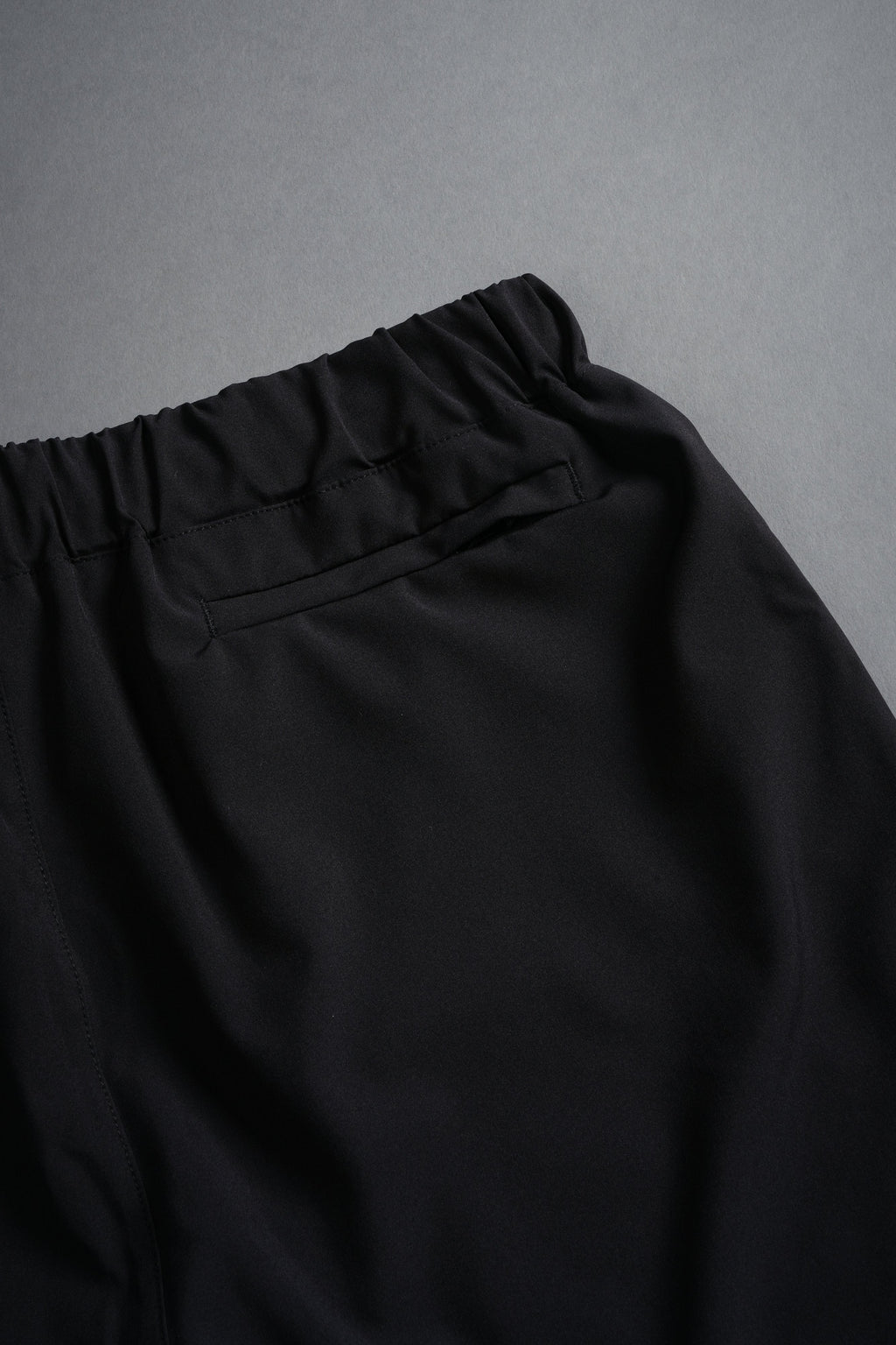 Dual Compression Shorts in Black
