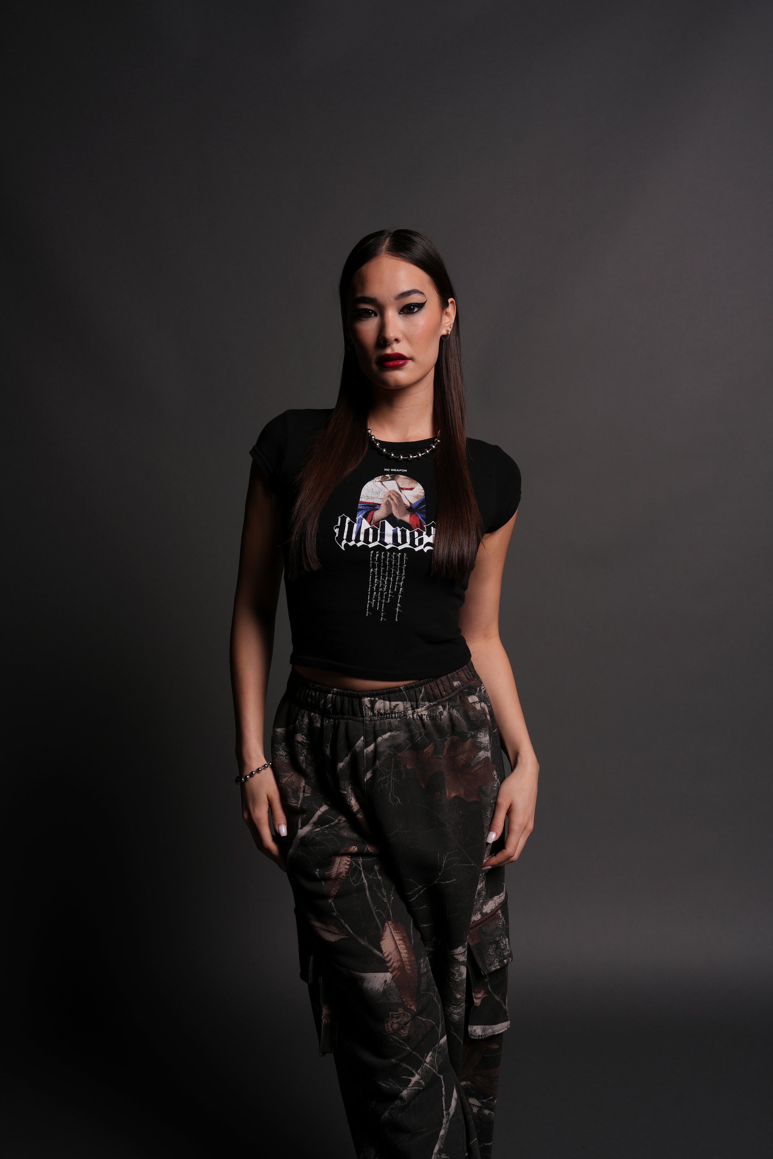 Now and Forever "Baby" Tee in Black — imagem 3