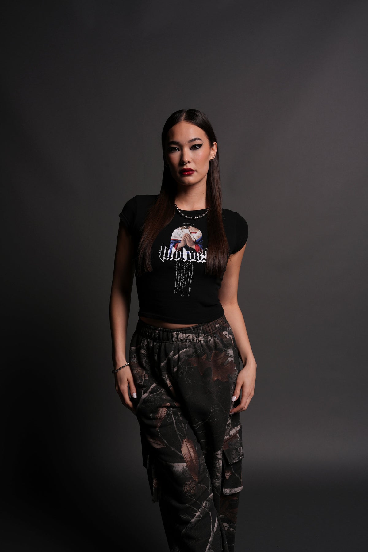 Now and Forever "Baby" Tee in Black - imagem 3