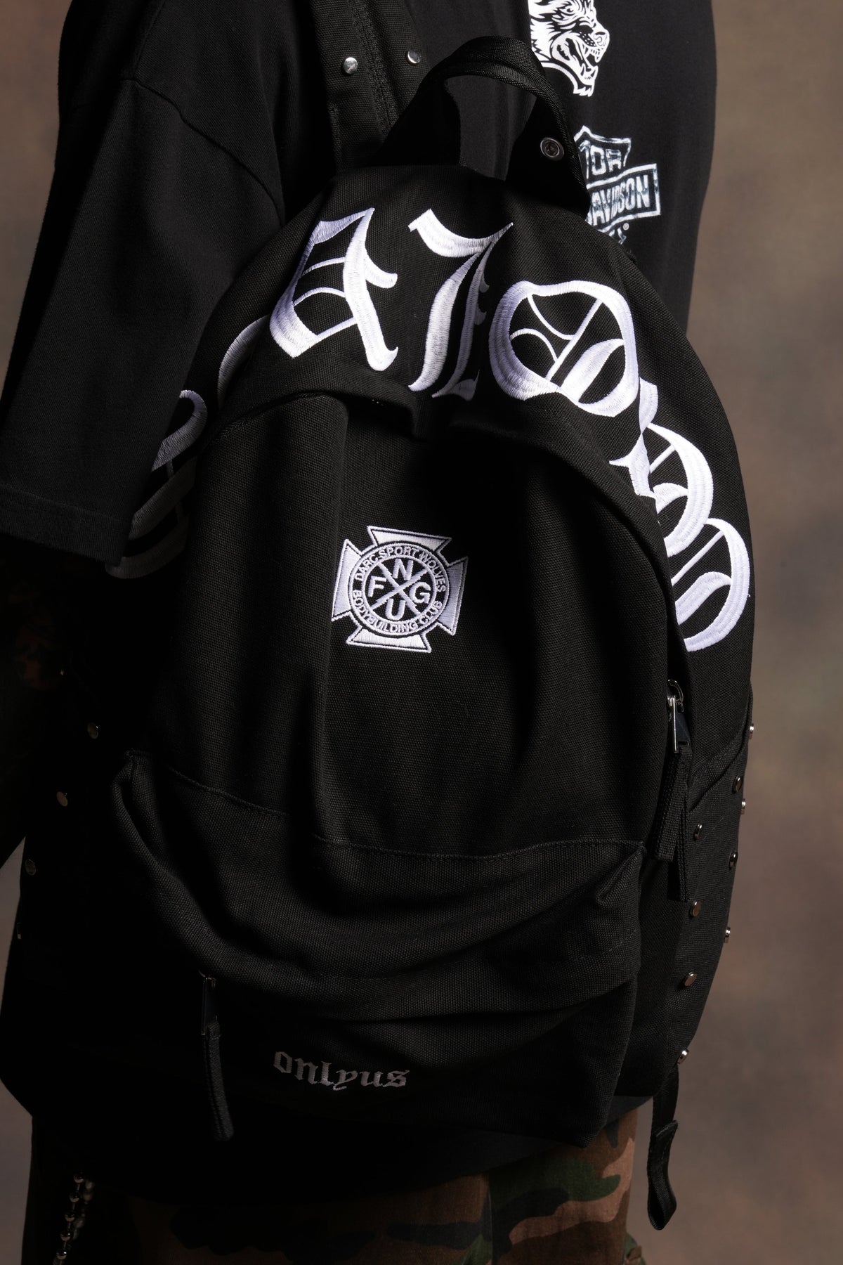 Wolves Chopper Everyday Backpack in Black - imagem 12