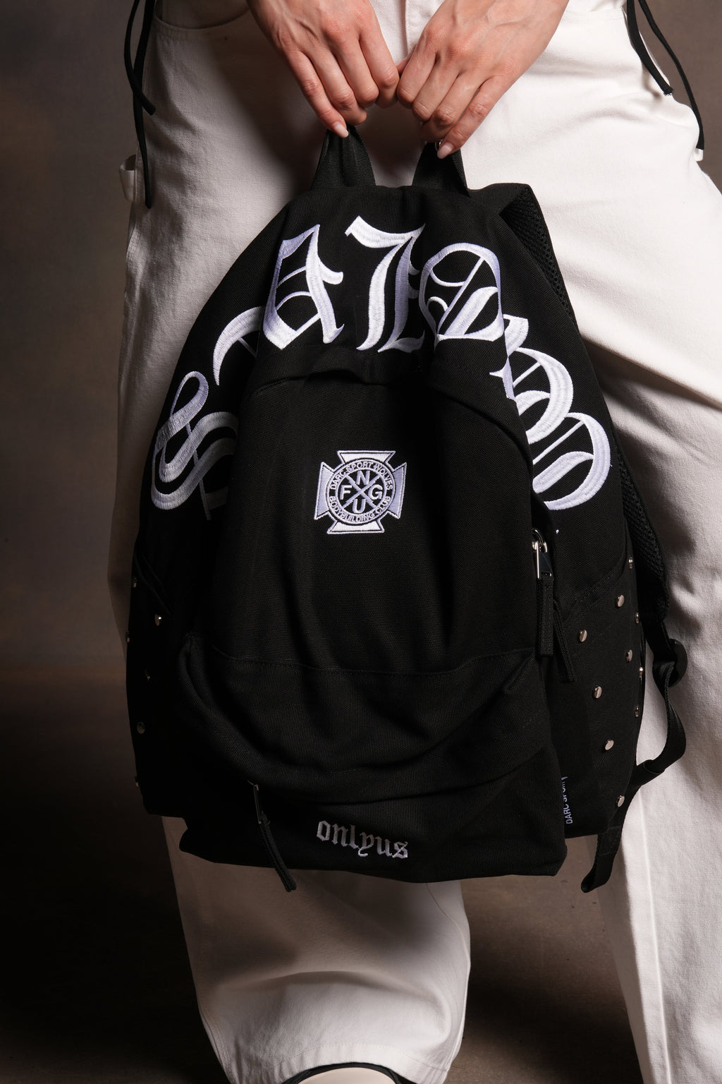 Wolves Chopper Everyday Backpack in Black - imagem 15