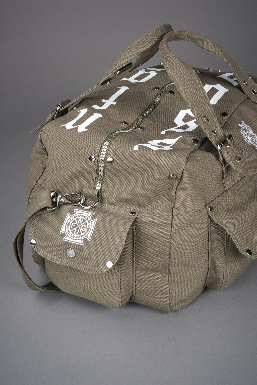 Our Mantra Duffle Bag in Olive — imagem 4
