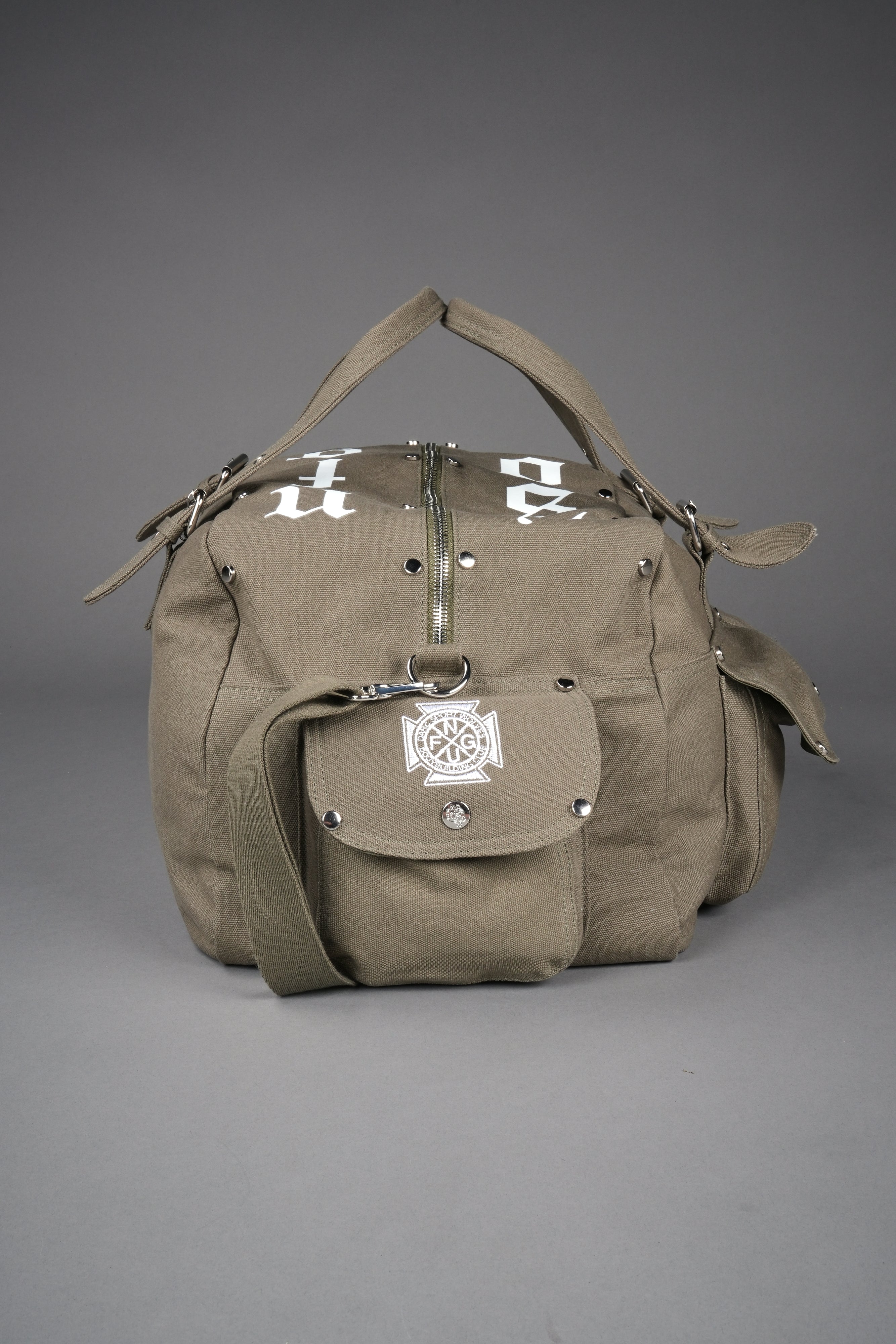 Our Mantra Duffle Bag in Olive — imagem 5