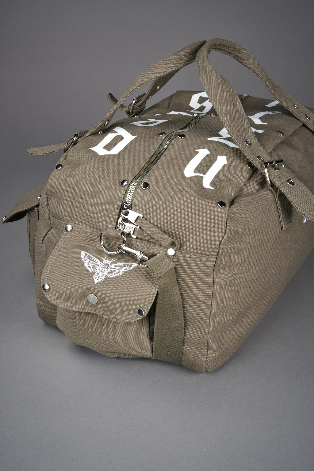 Our Mantra Duffle Bag in Olive — imagem 8