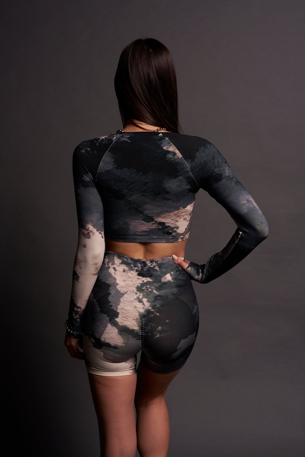 Hesh "Everson Seamless" Sage L/S Top in Sandstorm Marble Wash — imagem 2