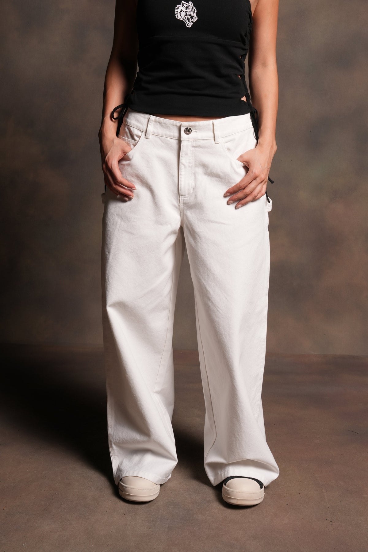 Wolves Chopper Wide Leg Carpenter Pant in Warrior In Cream - imagem 1