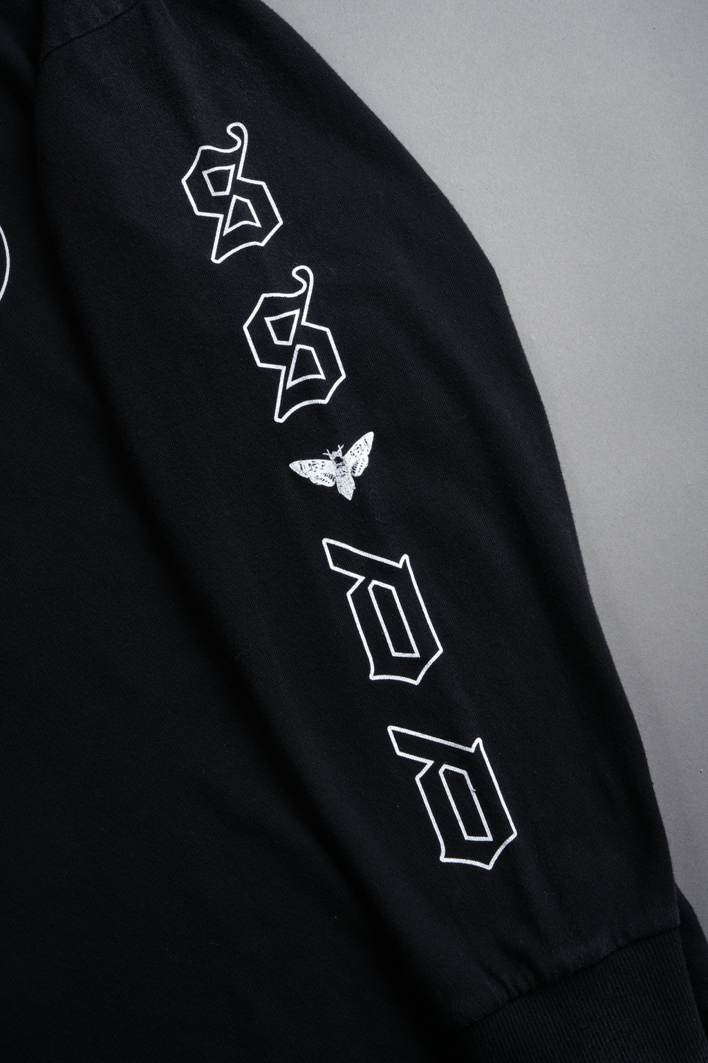 Kazoku Okami Premium Box Cut Ls Tee in Black — imagem 18