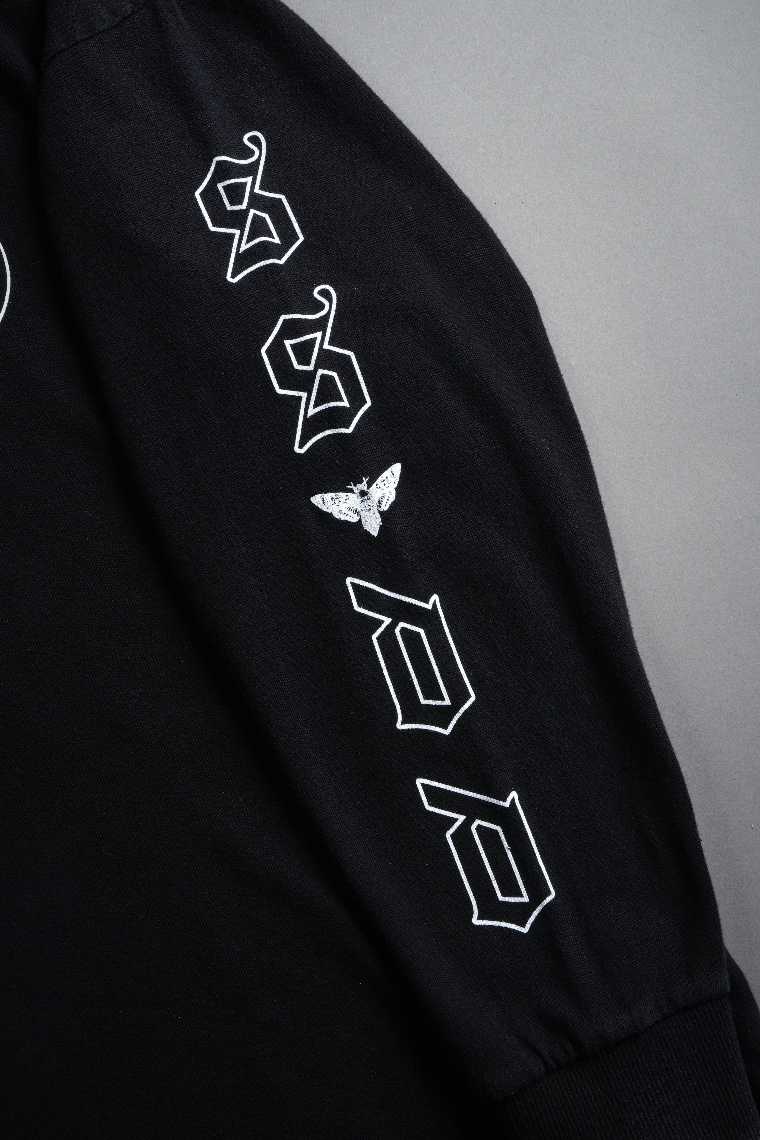 Kazoku Okami Premium Box Cut Ls Tee in Black — imagem 18