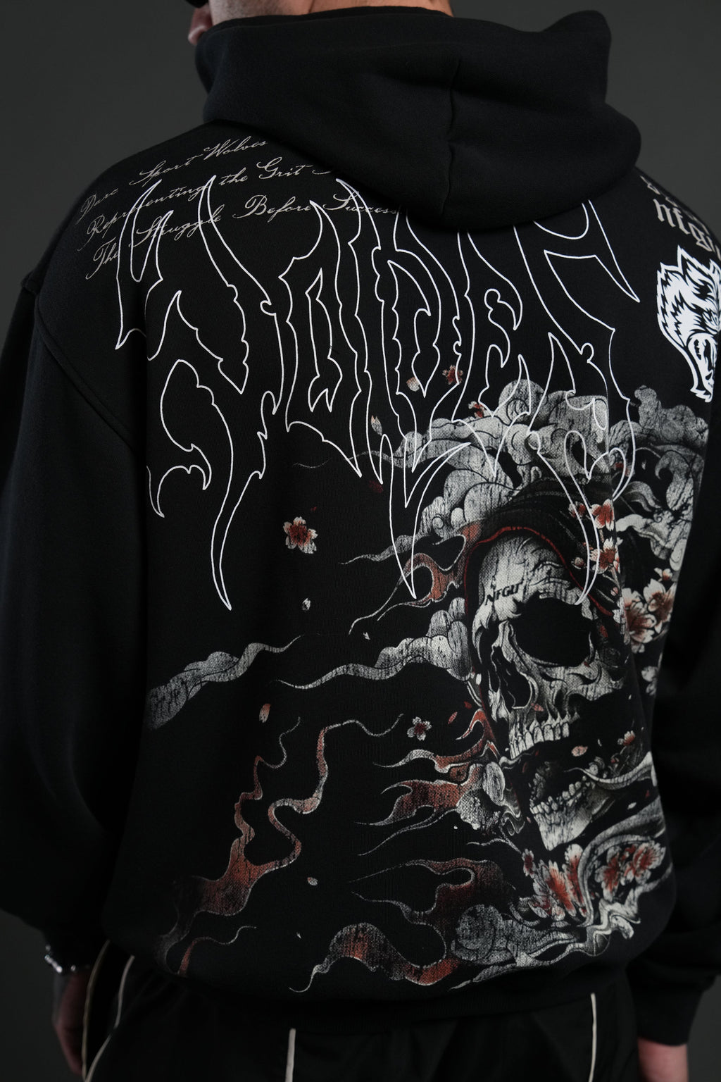 Shonen's Past "Pierce" Hoodie in Black — imagem 8
