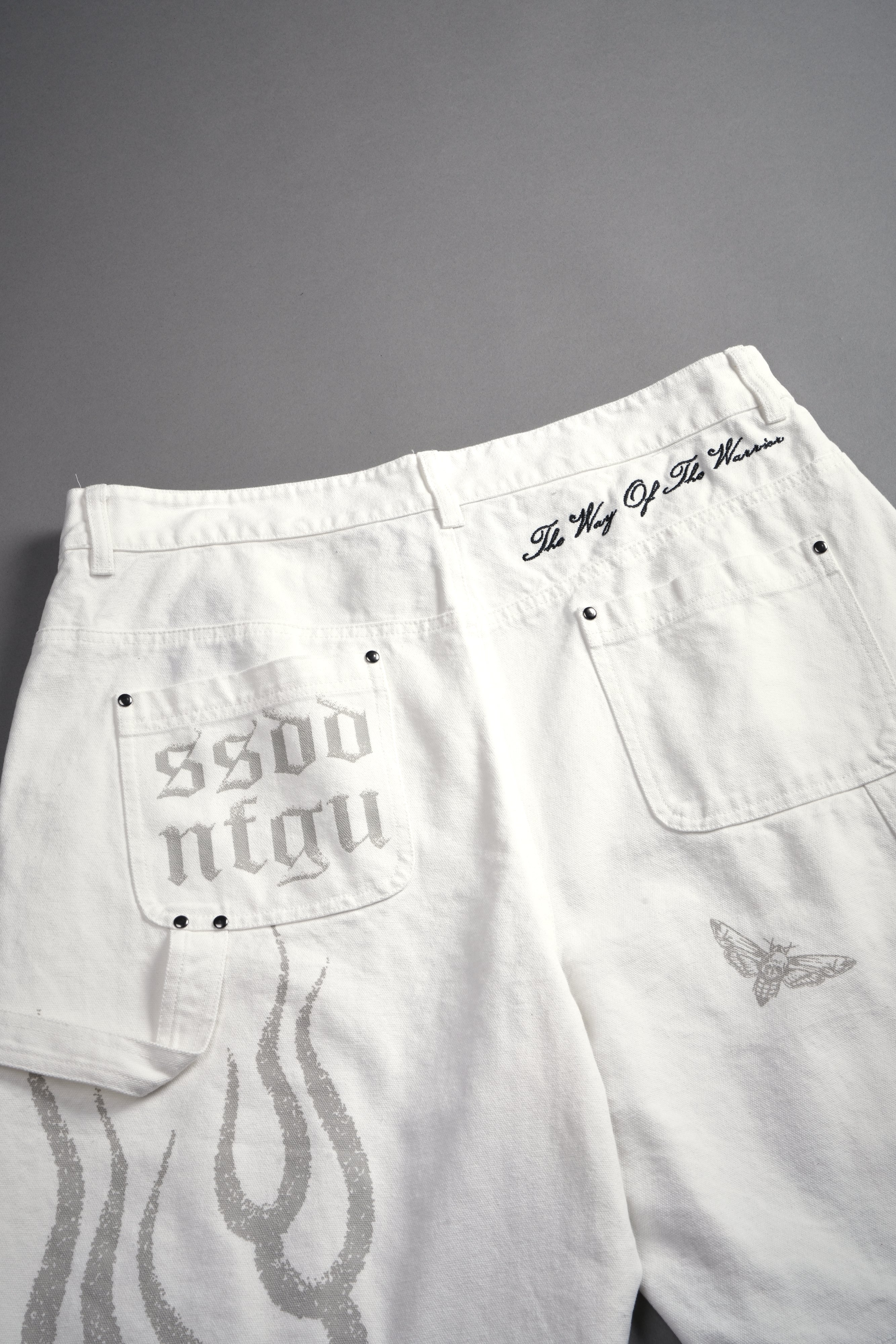 The Eagle & The Oni Hoffa Shorts in Cream — imagem 11