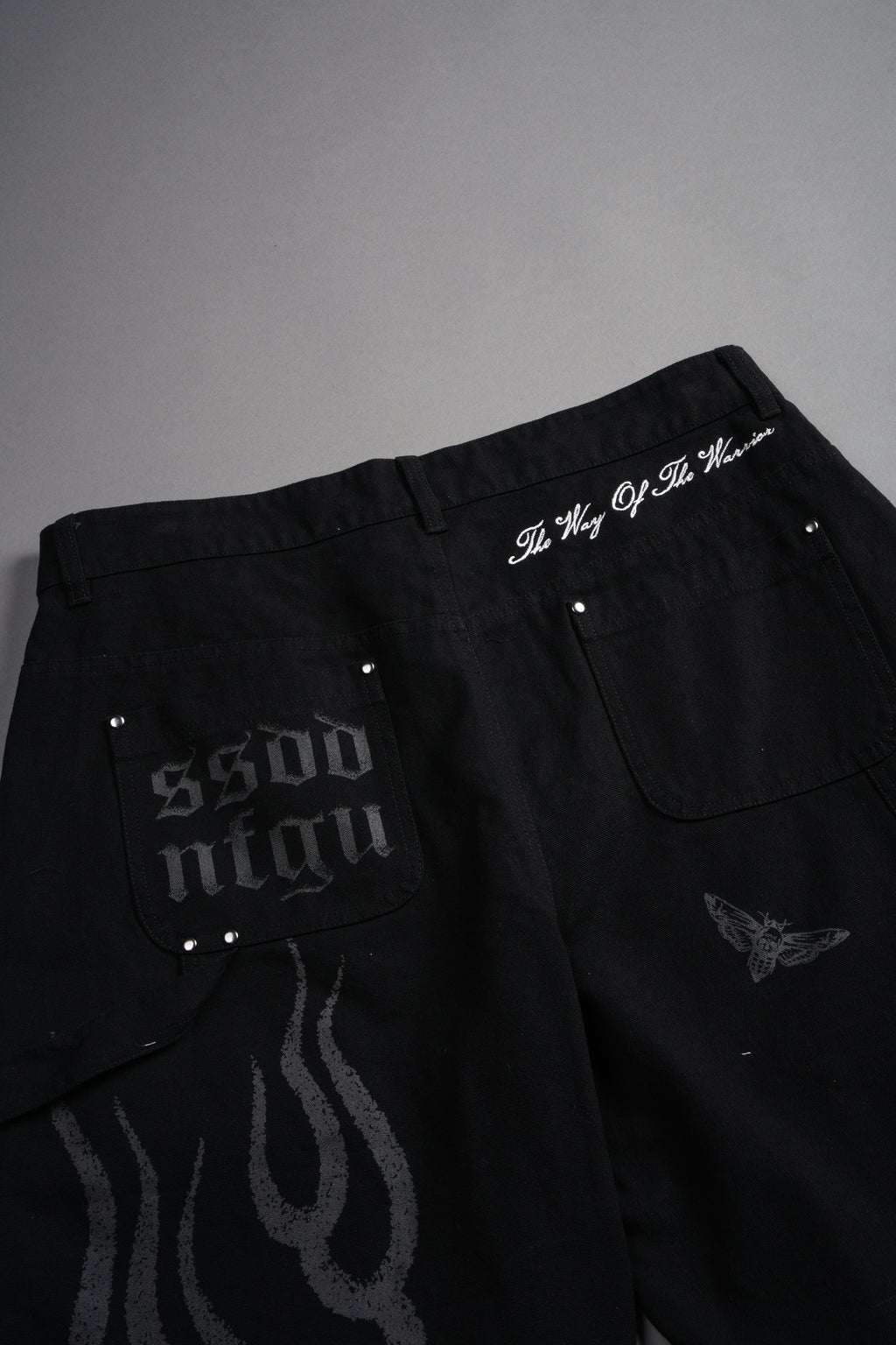The Eagle & The Oni Hoffa Shorts in Black — imagem 11