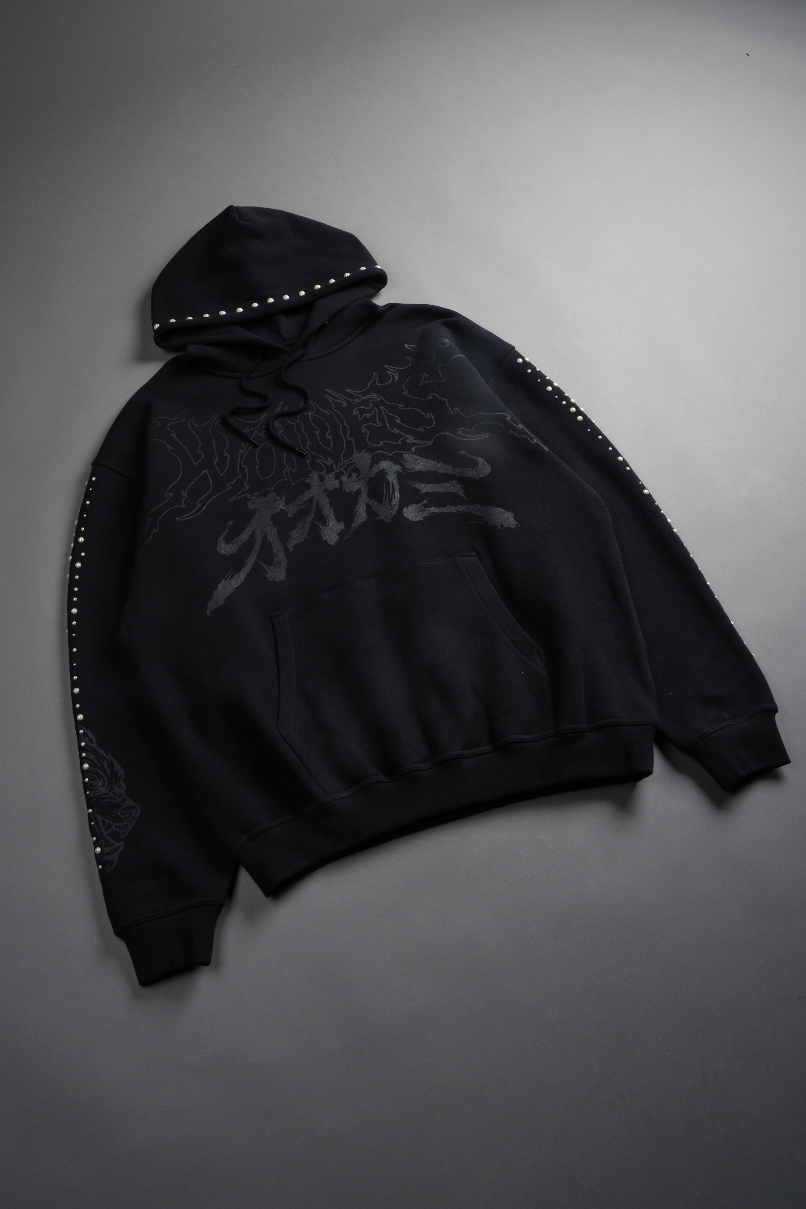 Okami Forever Bishop Hoodie in Black — imagem 10