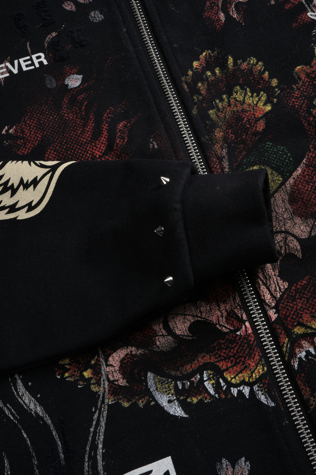 Shutendoji Distressed Grunge Mid Length Raw Hem Zip Hoodie in Black — imagem 14