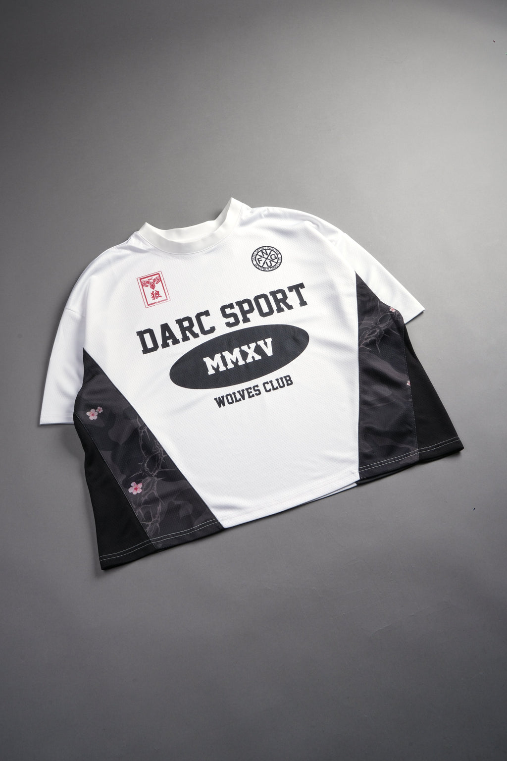 Ds Warrior Naldo Sports Jersey in Cream/Black — imagem 10