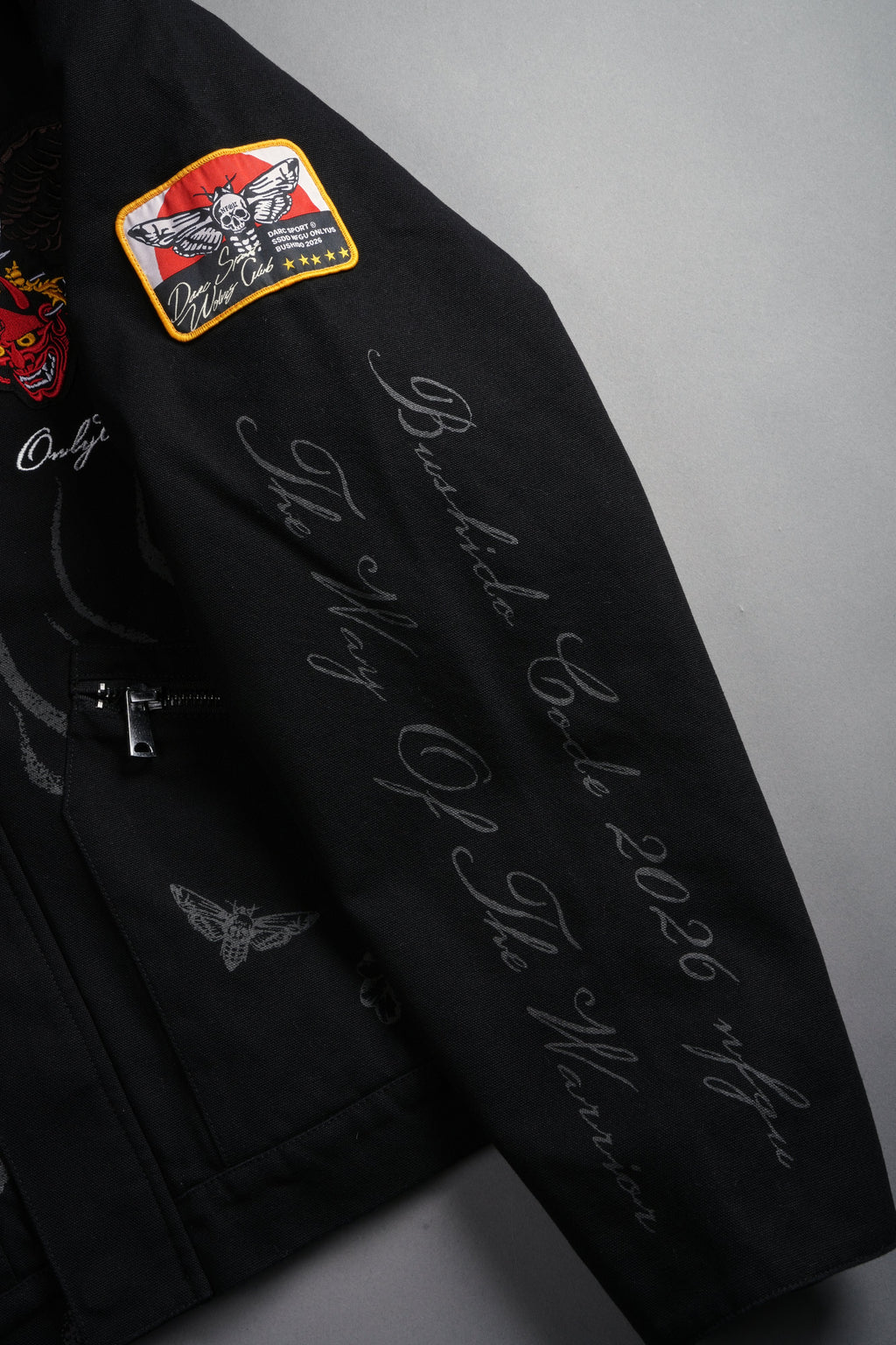 The Eagle & The Oni Earl Jacket in Black — imagem 33
