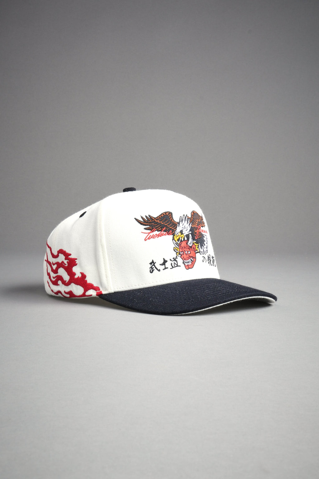 Eagle Oni Mask A Frame Snapback in Cream/Black — imagem 6