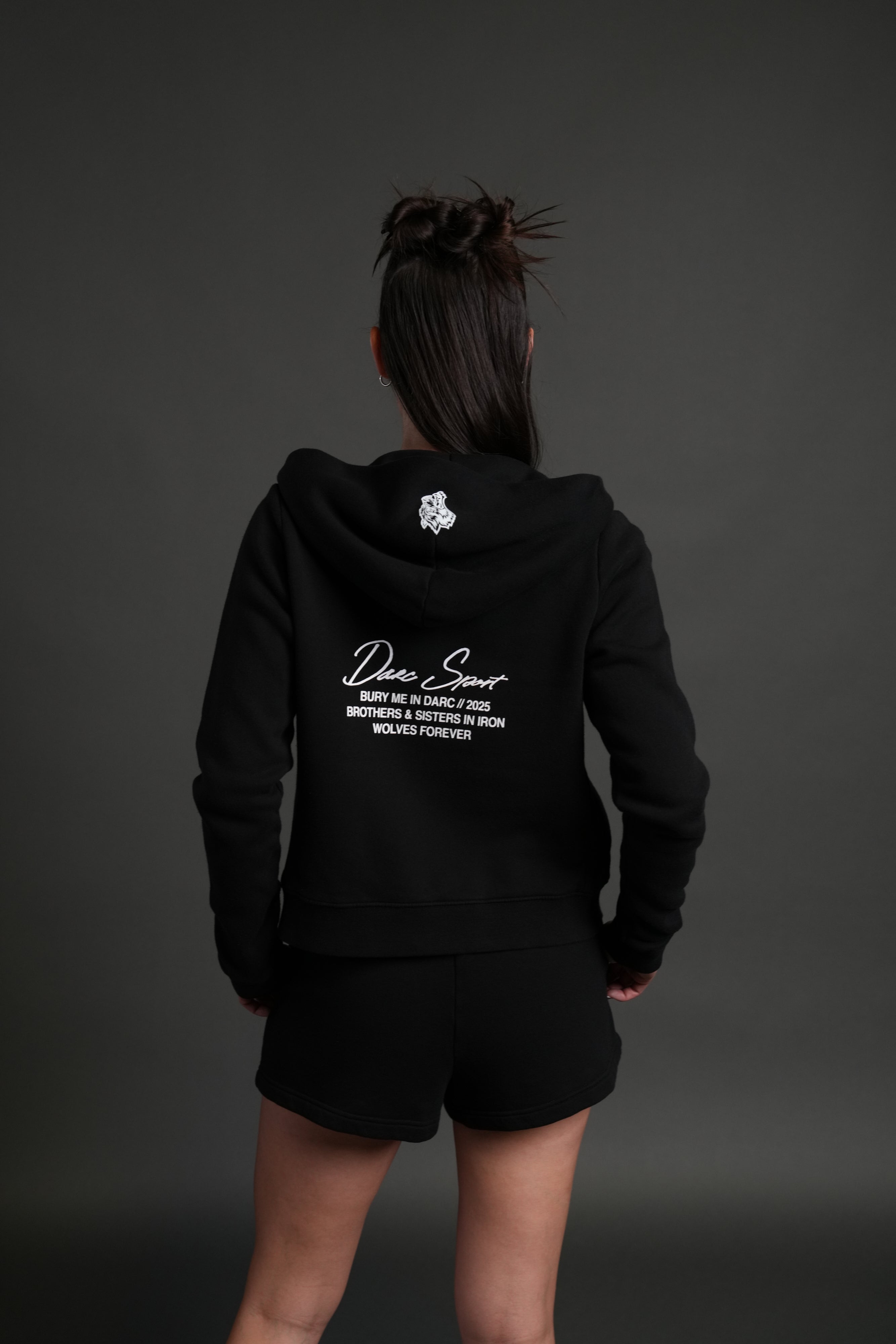 Our Time "Iris" Zip Up She Hoodie in Black — imagem 2