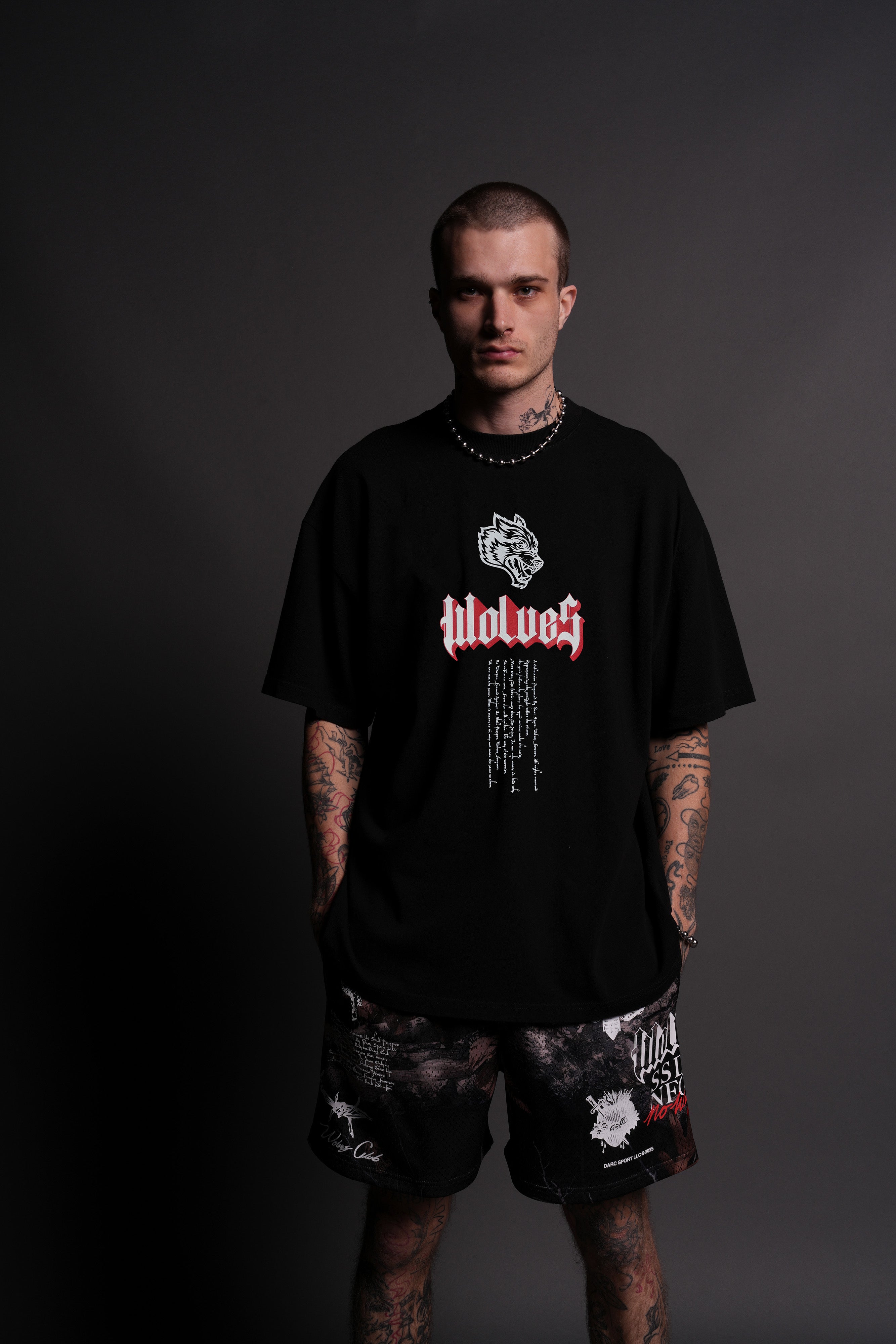 Now and Forever V2 "Premium" Oversized Tee in Black — imagem 2