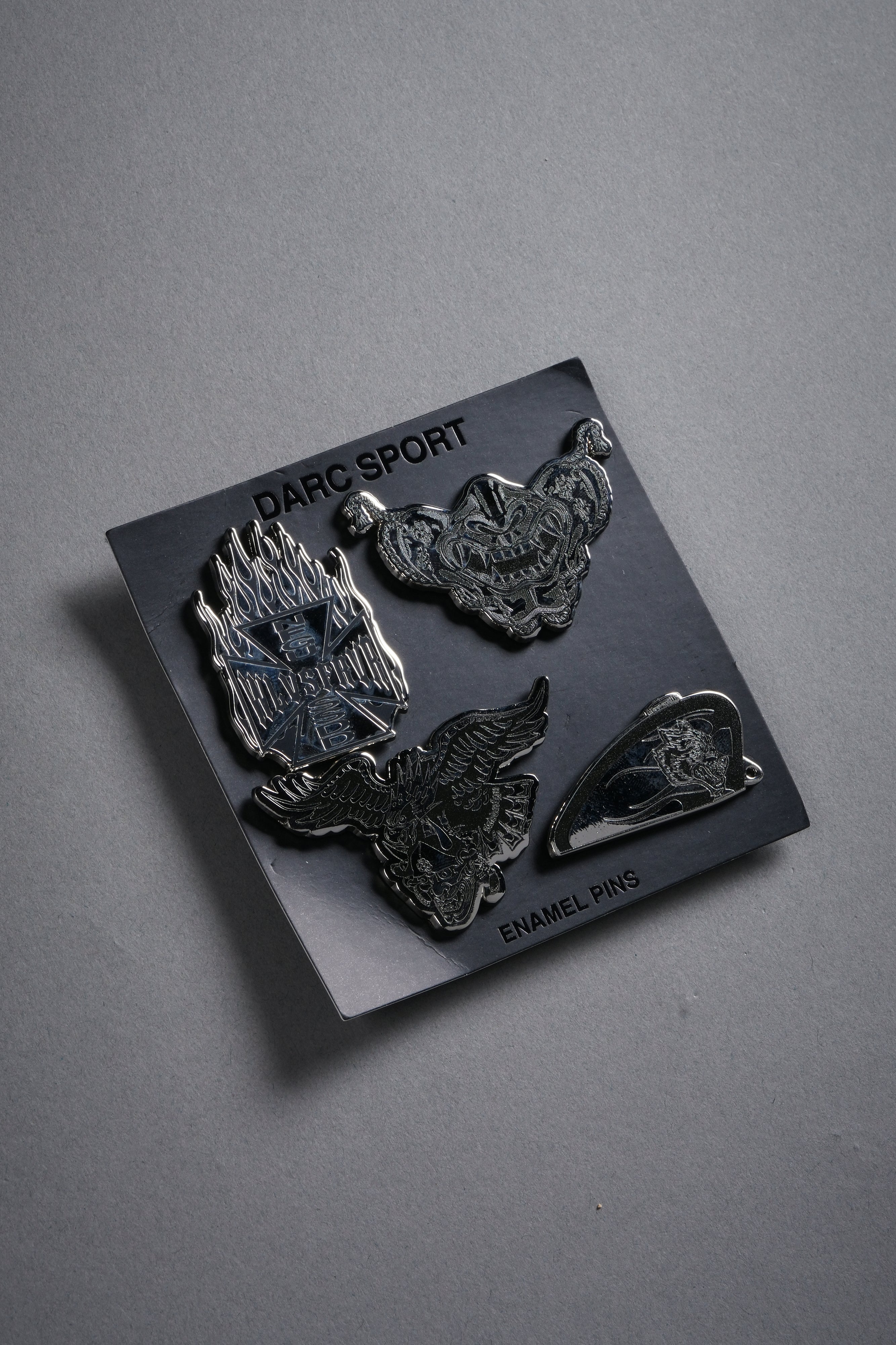 Bushido Icons Enamel 4 Pin Pack in Silver/Black — imagem 2